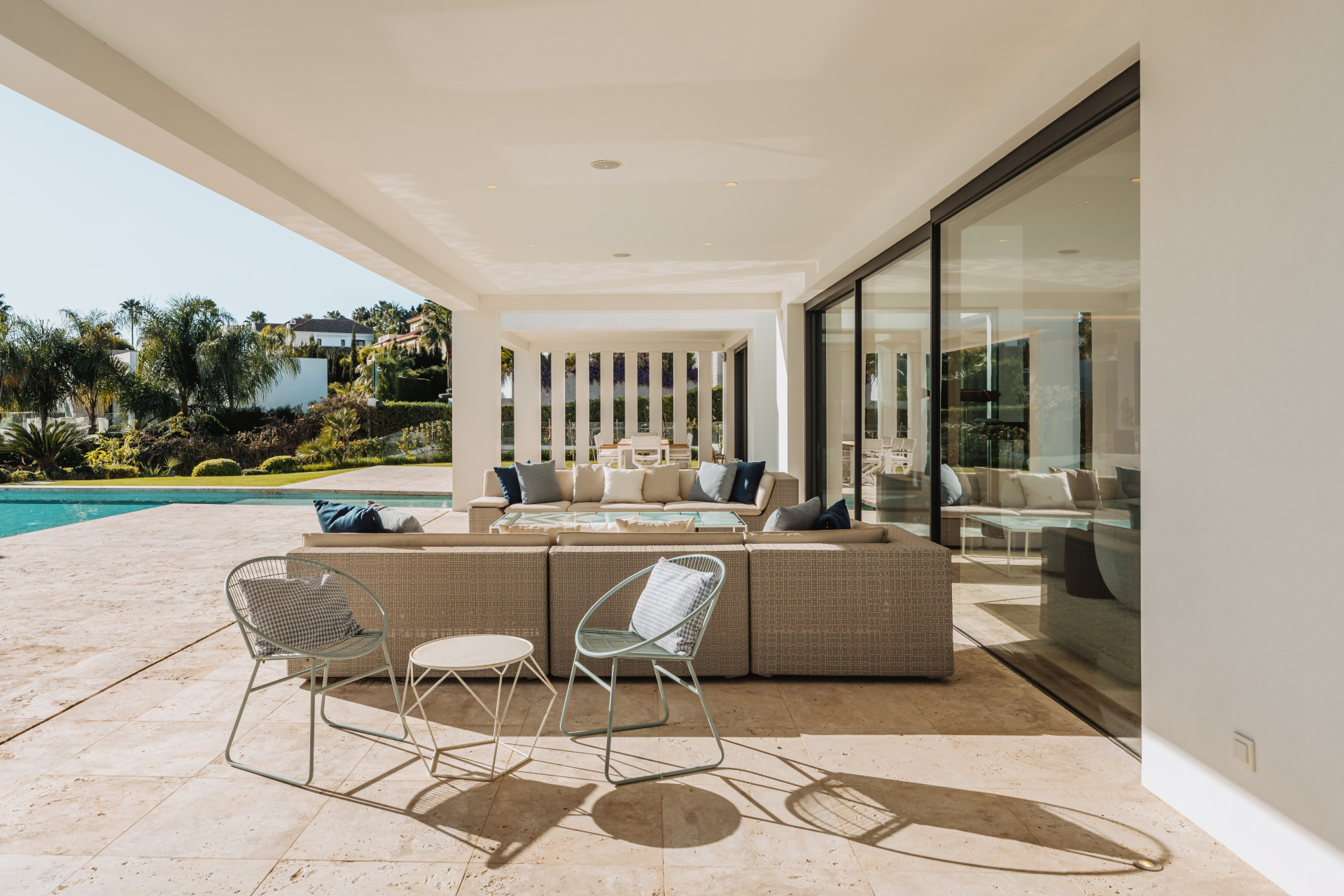 Modern six bedroom villa in the prestigious community of La Cerquilla, Nueva Andalucia