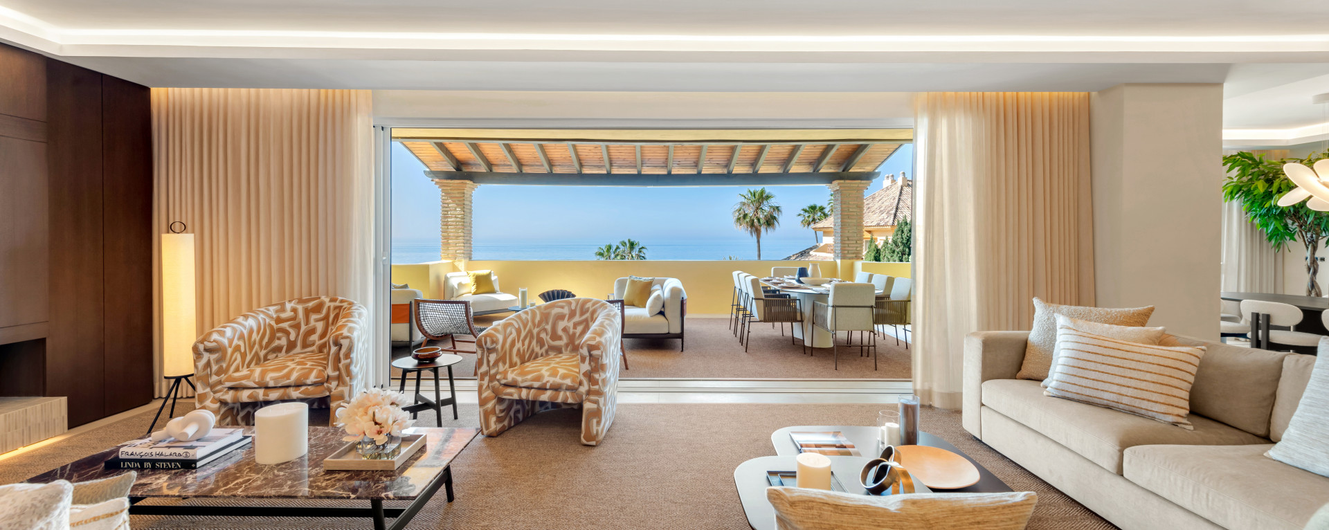 Stunning Duplex Penthouse with Panoramic Sea Views in Rio Real, Marbella