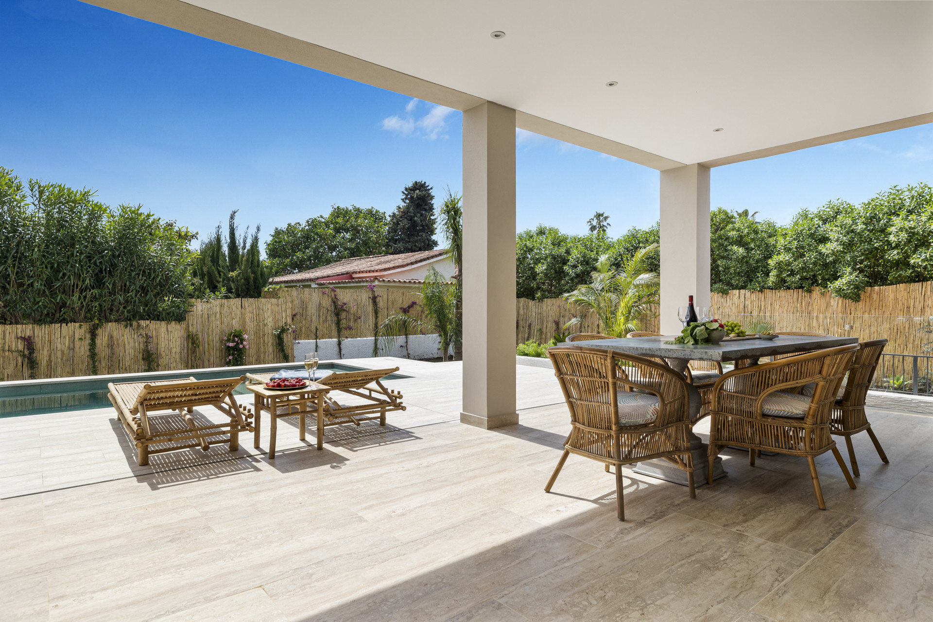 Stunning five bedroom beachside villa in San Pedro de Alcántara