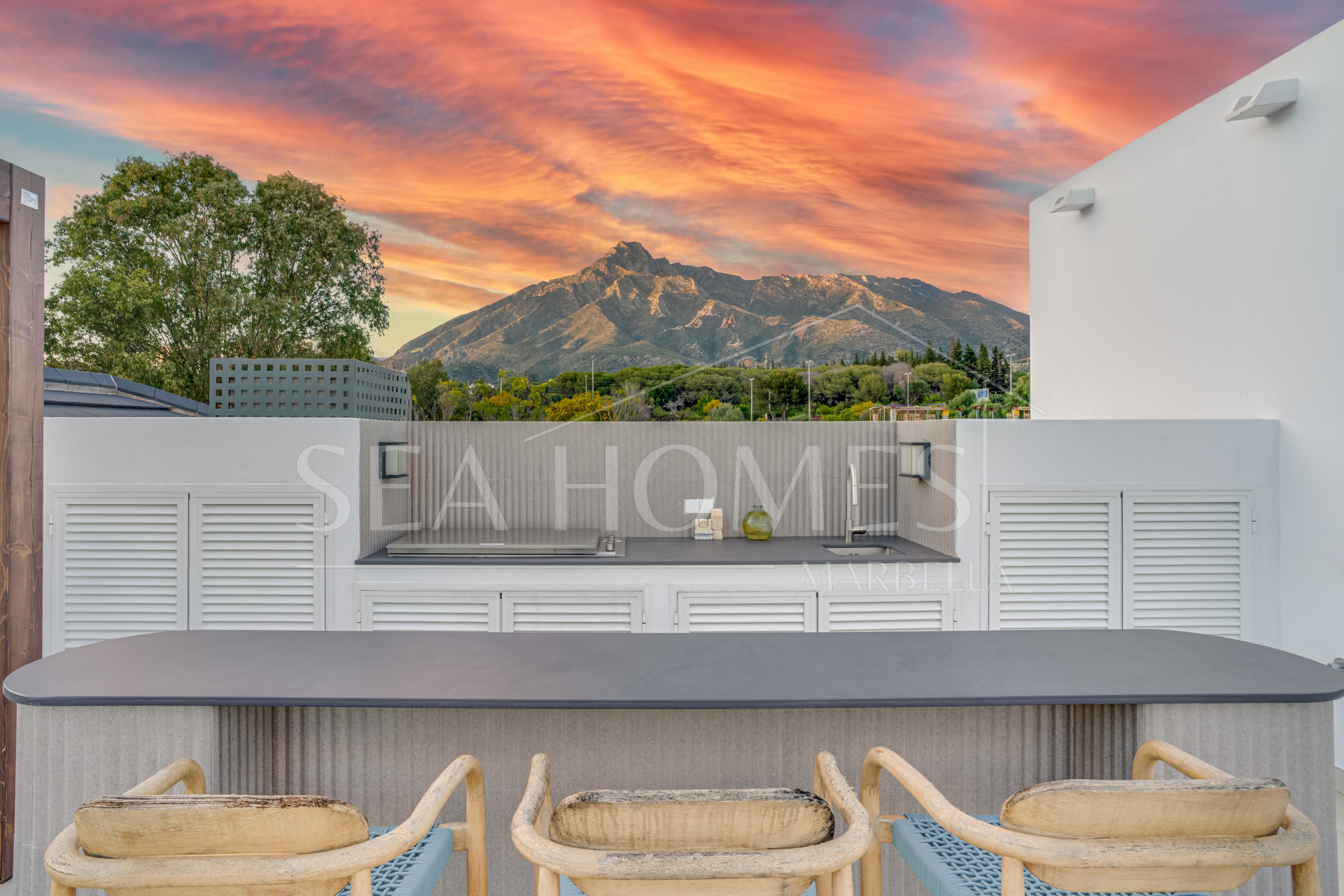 Stunning Contemporary Villa in Lomas del Marques – Marbella's Golden Mile