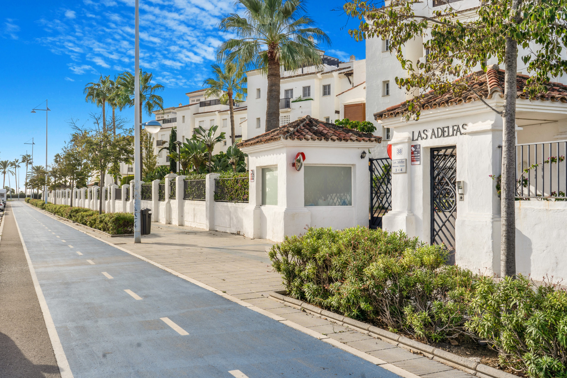 Apartamento de dos dormitorios recientemente renovado y bellamente terminado