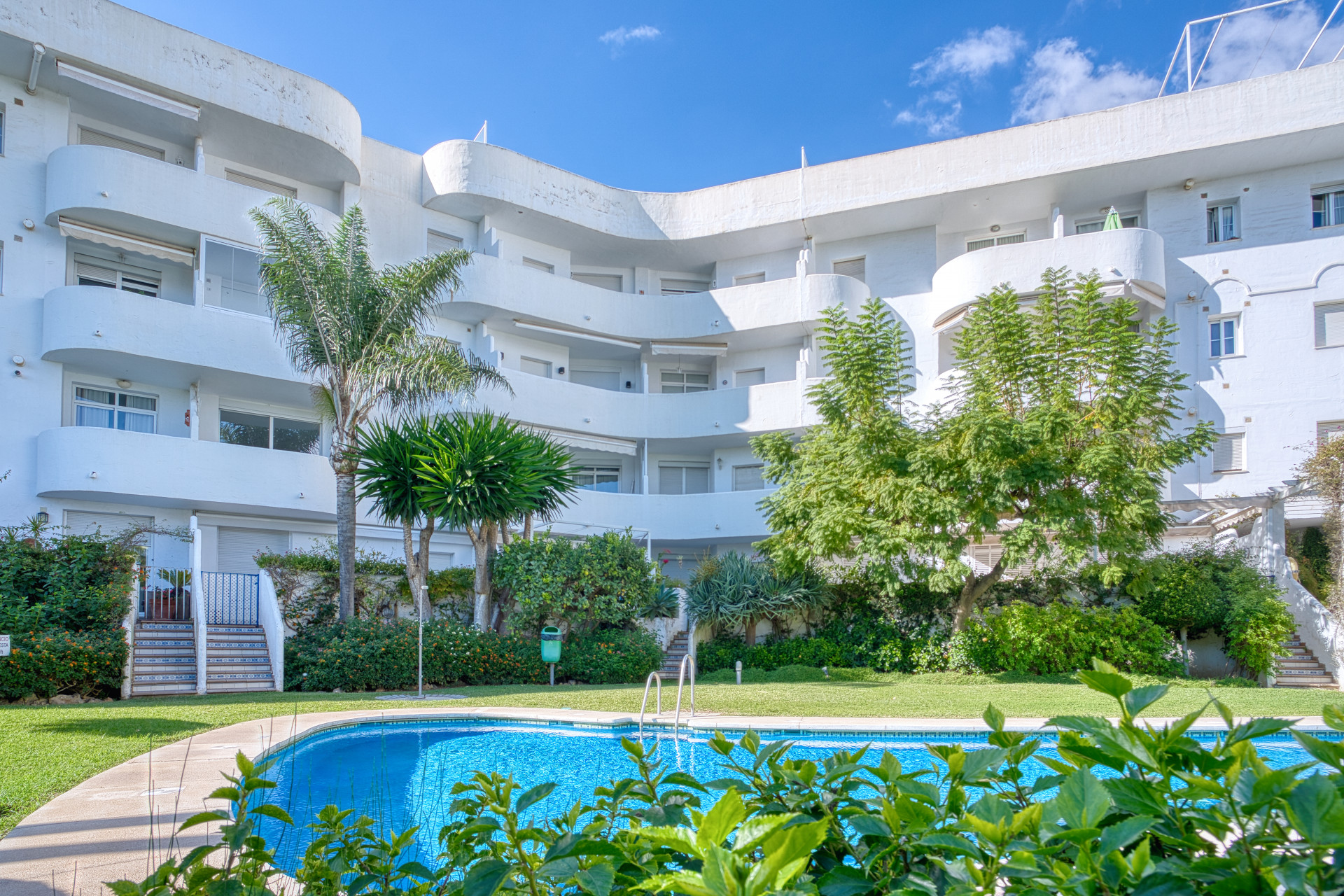 2 Dormitorio Planta baja en venta en Marbella Real | Henger Inmobiliaria