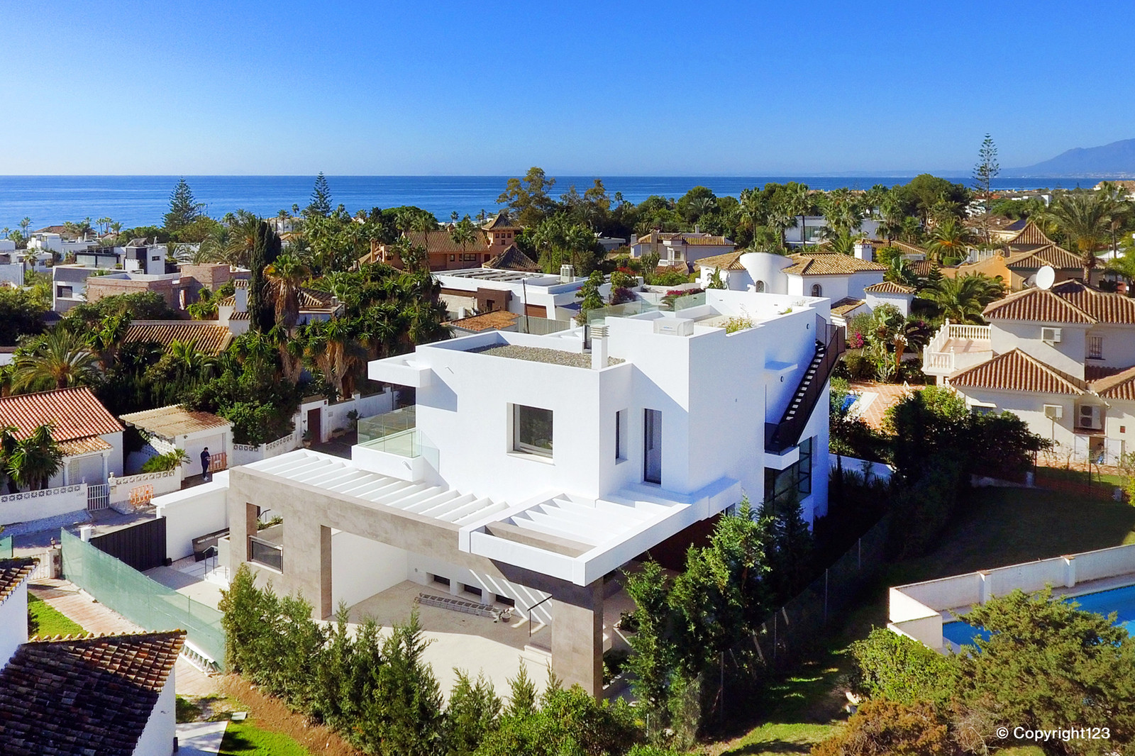 Exquisite Modern Villa in Marbesa, Marbella East