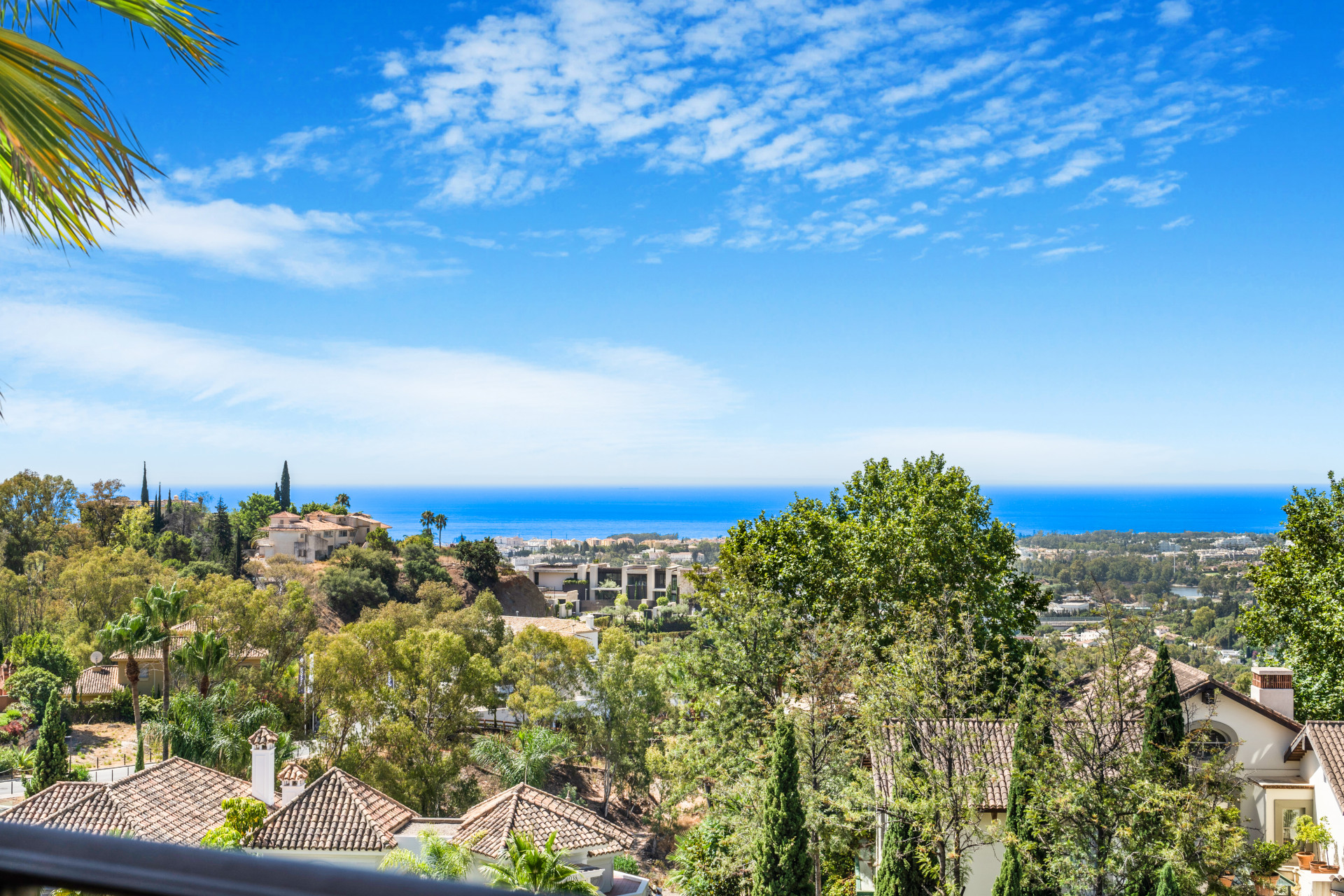 Maravilloso apartamento con orientación sur en el complejo residencial cerrado Buenavista II, La Quinta, con vistas panorámicas al mar