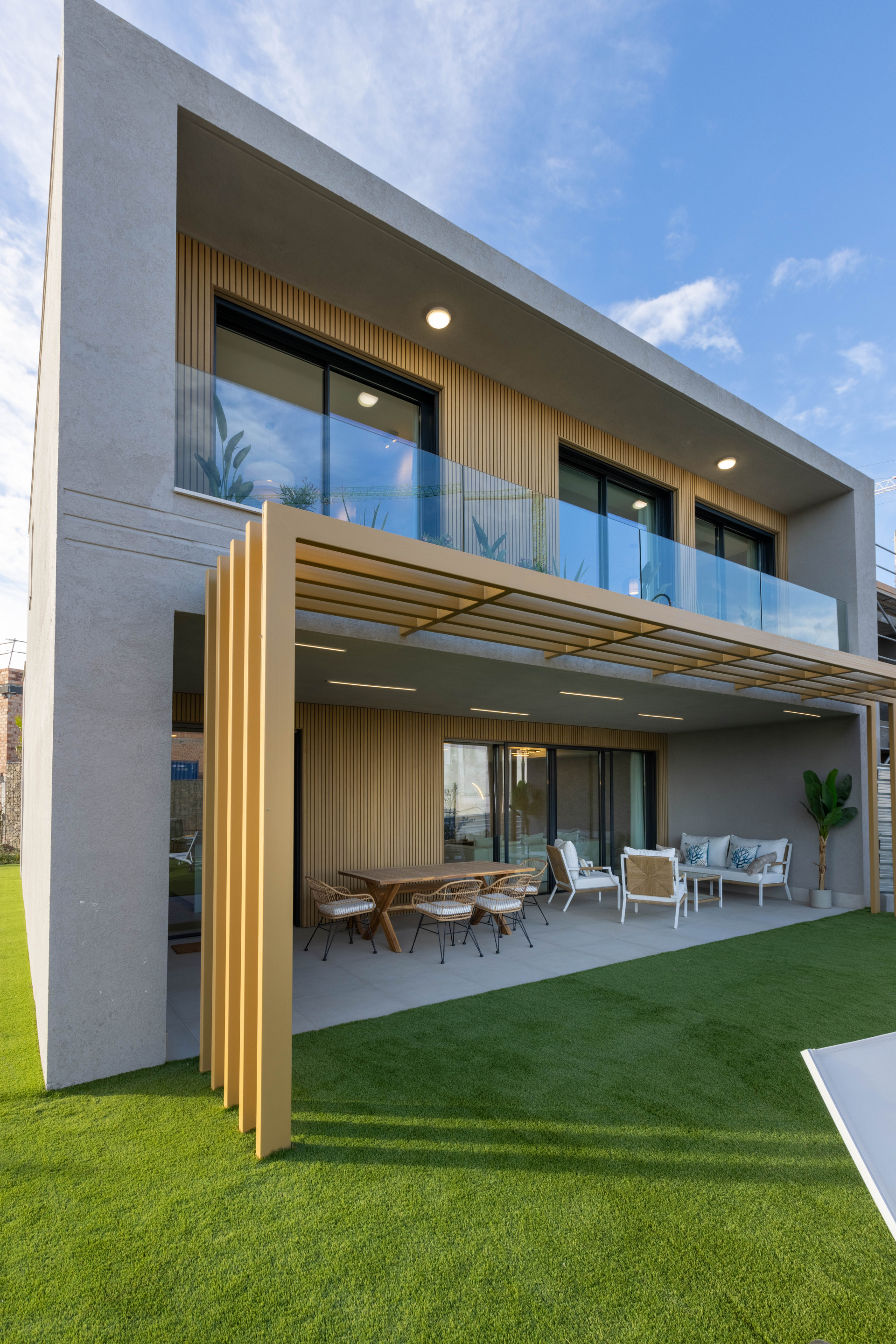 Casas verdes en el campo de golf El Chaparral