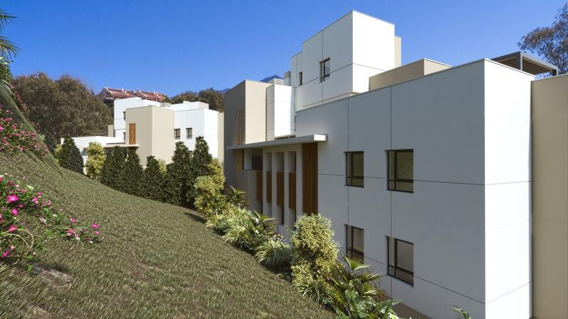 Private modern residential complex at the heart of Golf Valley, in Nueva Andalucía, just five kilometers from Puerto Banús.