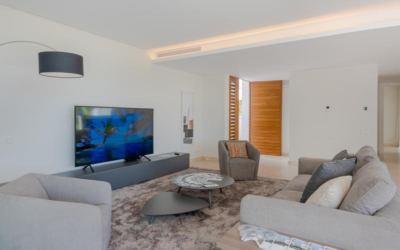 Each of these seductive modernistic homes has been individually styled and is exquisitely finished and flawless.