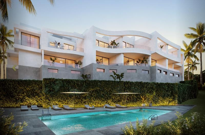 Nuevo proyecto de trece lujosas casas adosadas en la popular zona de La Cala de Mijas, en la Costa del Sol.