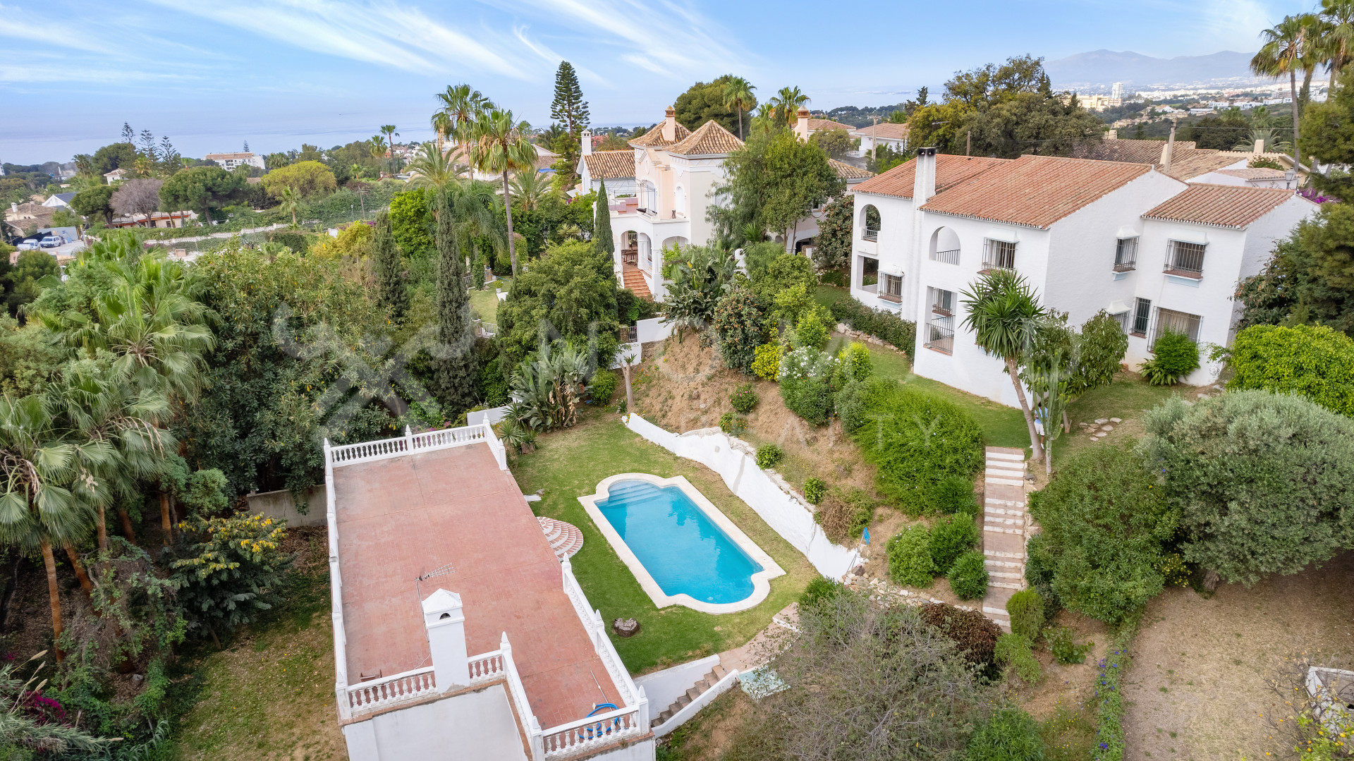 villas en marbella-east · el-rosario 1250000€