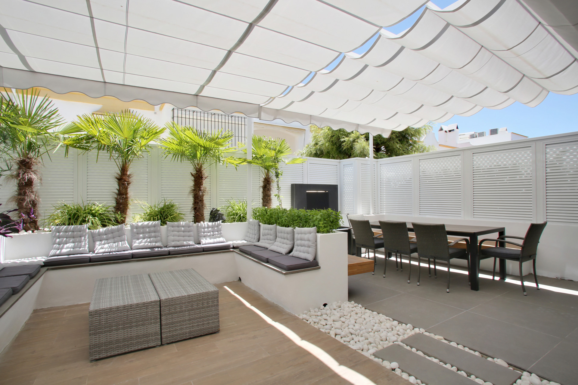 Charming townhouse located on the Golden Mile of Marbella.