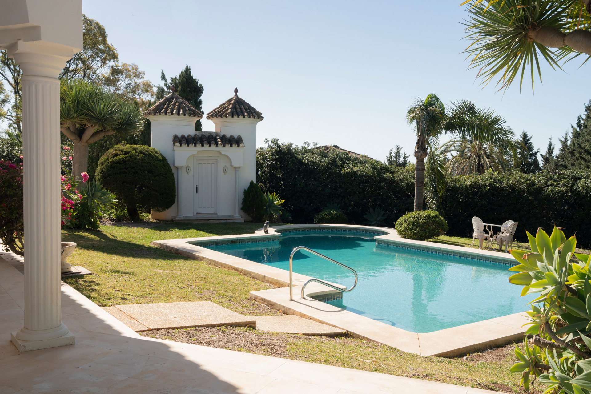 Villa de estilo andaluz de 3 dormitorios en El Paraiso