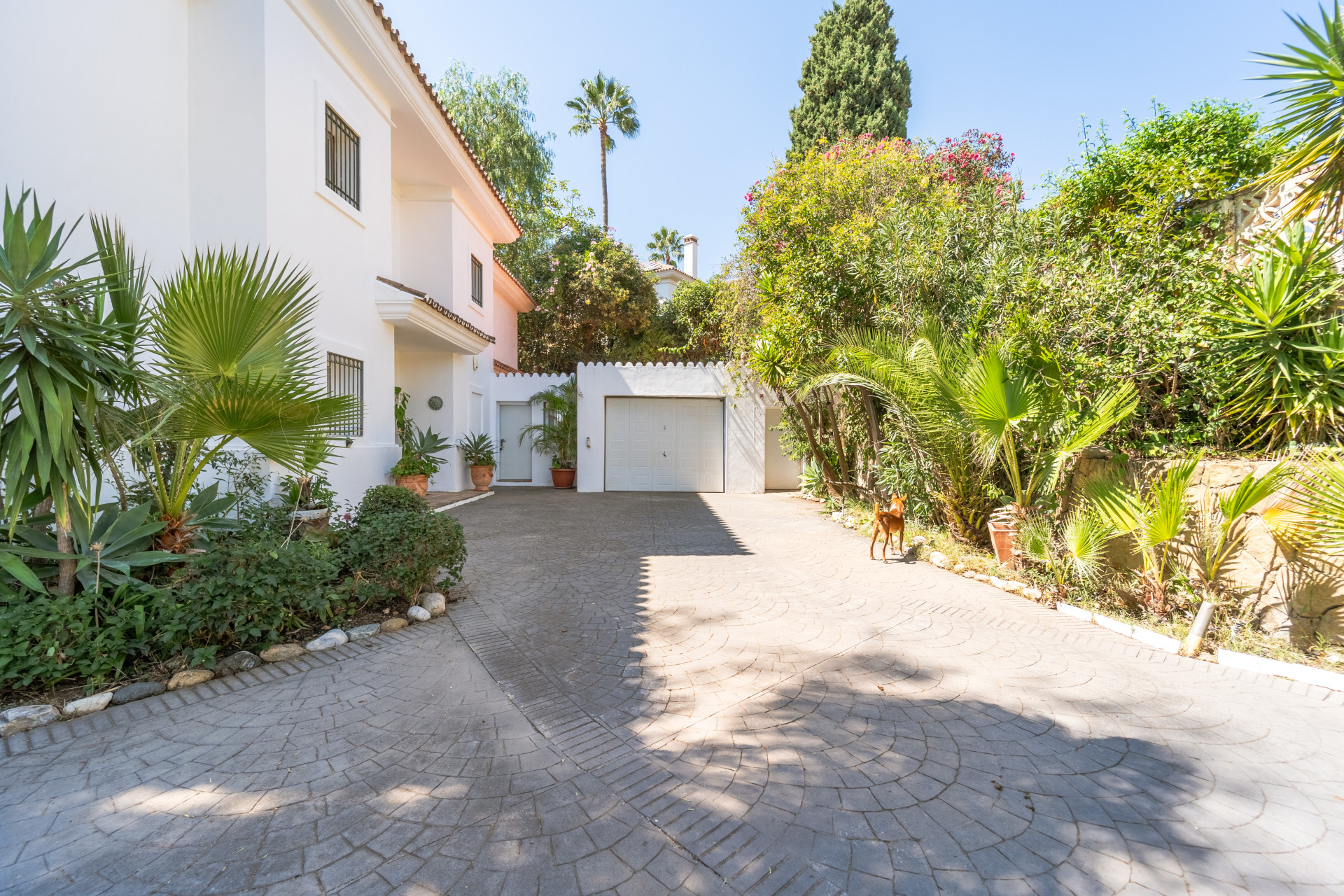 Image 55: Detached Villa For sale, Marbella, €1,850,000 [mppDrosario-5491279]