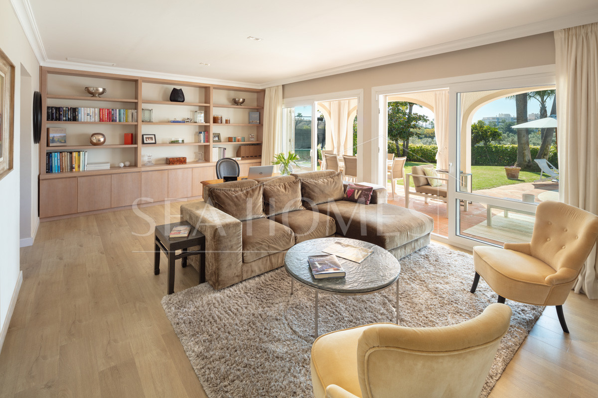 Charming Andalusian Villa all on one level in Marbella East