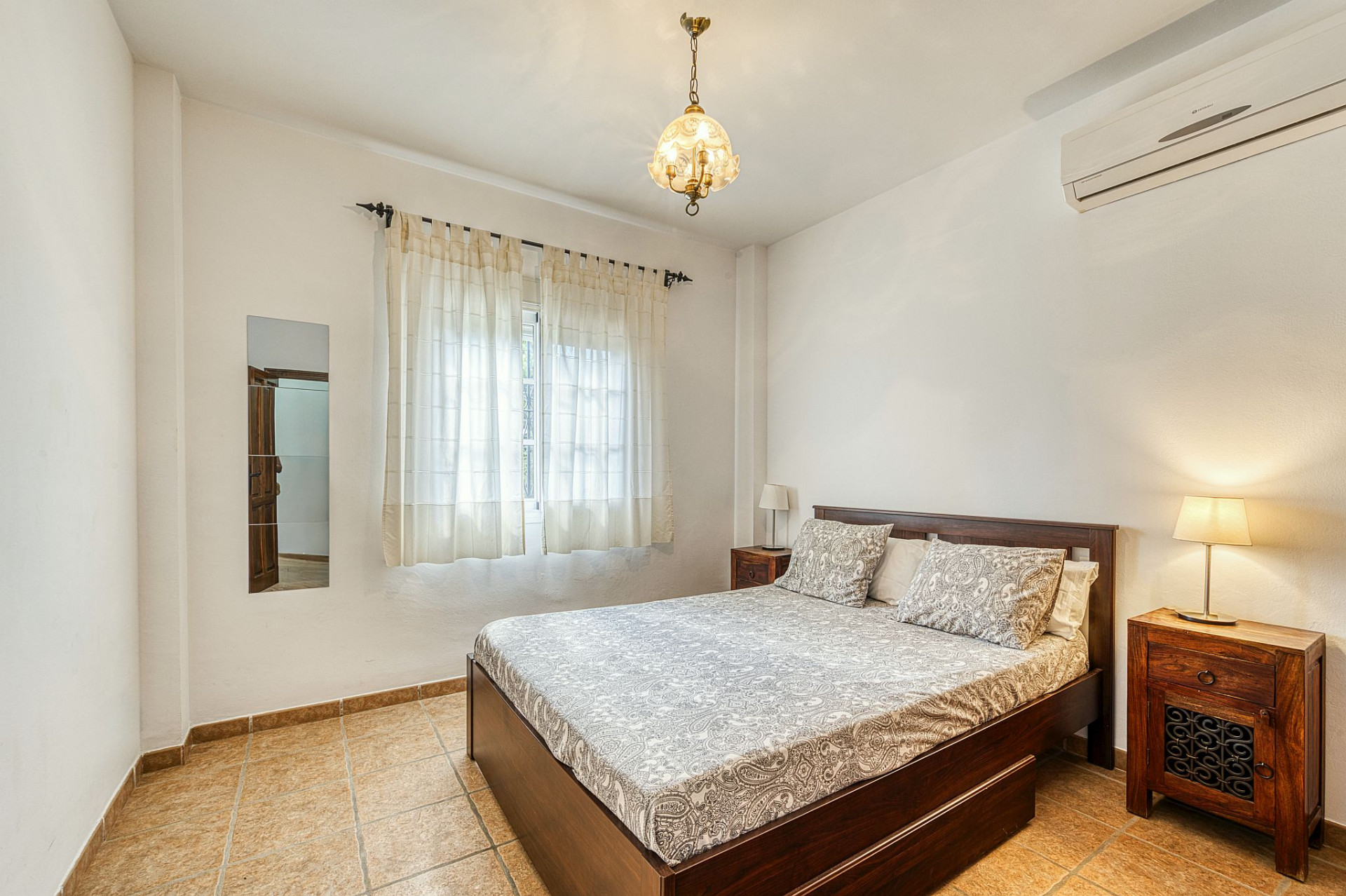 Image 33: villa - chalet For sale, Marbella, €1,200,000 [437-00178P]