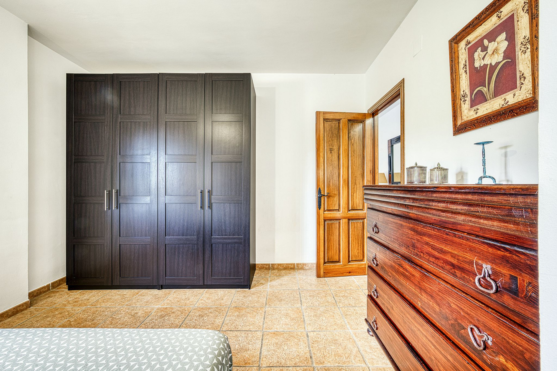 Image 33: villa - chalet For sale, Marbella, €1,200,000 [437-00178P]