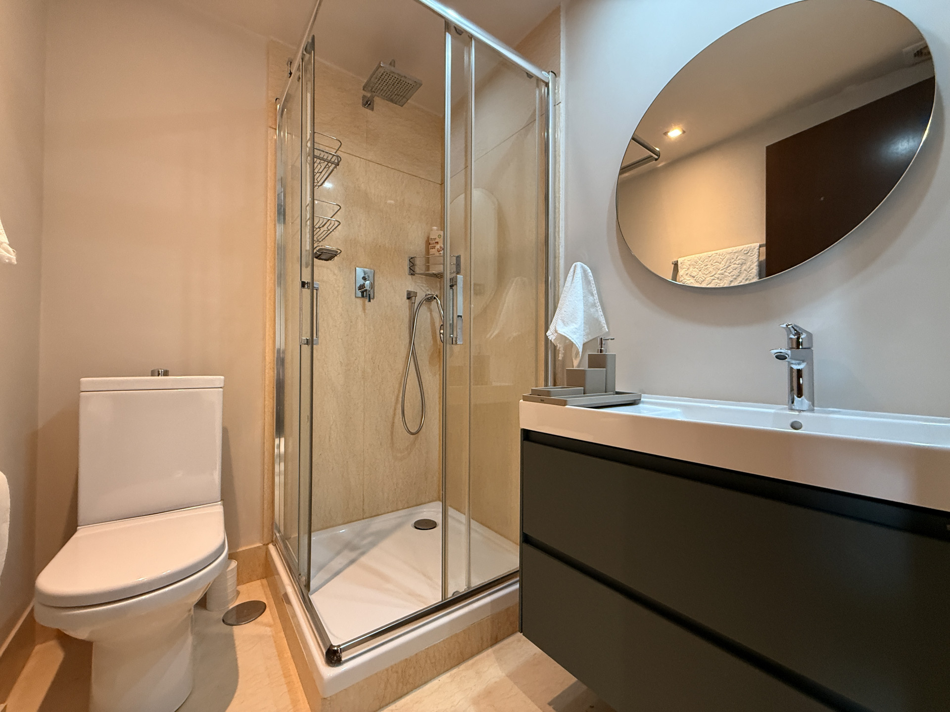 Image 38: apartment For sale, Benahavís, €790,000 [437-01513P]