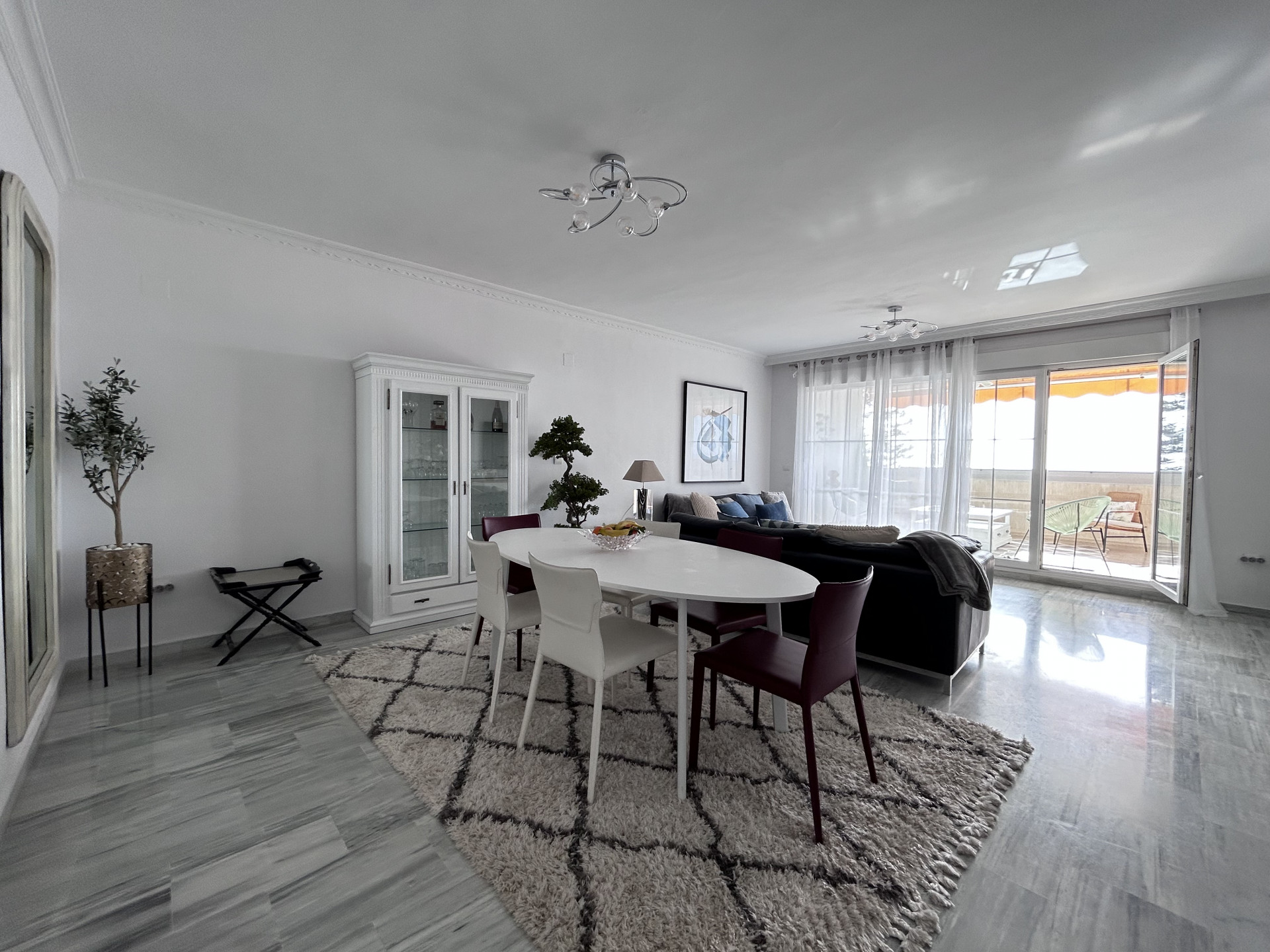 Image 33: apartment For sale, Marbella, €550,000 [437-01328P]