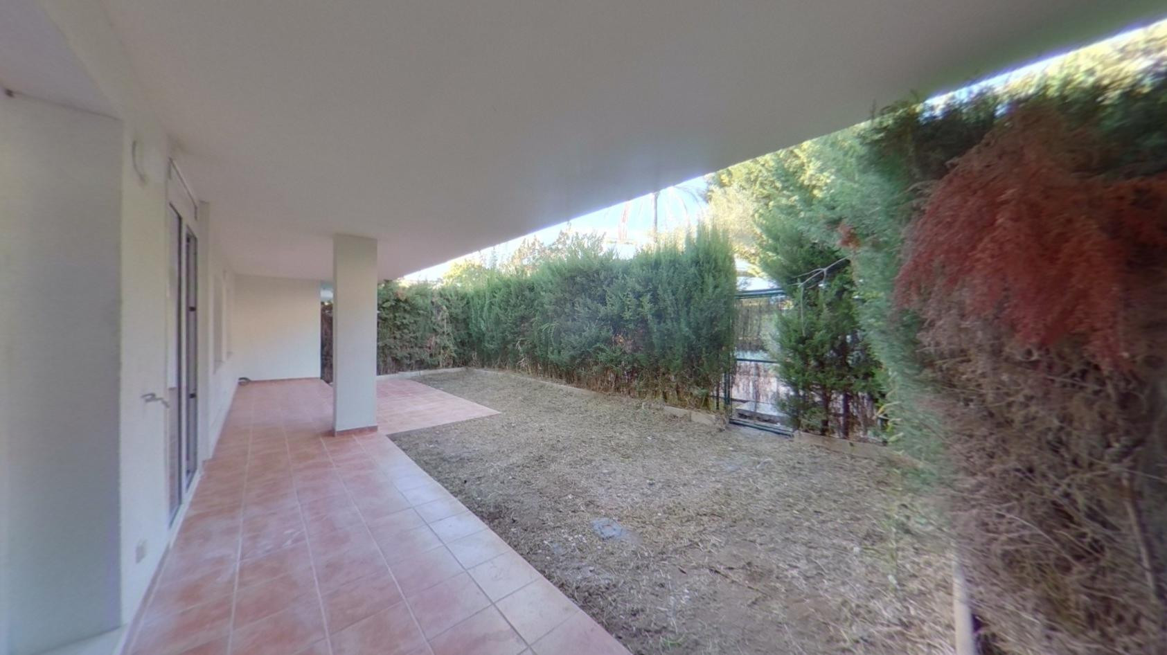 Apartment for sale in Nueva Andalucia, Marbella, Costa del Sol