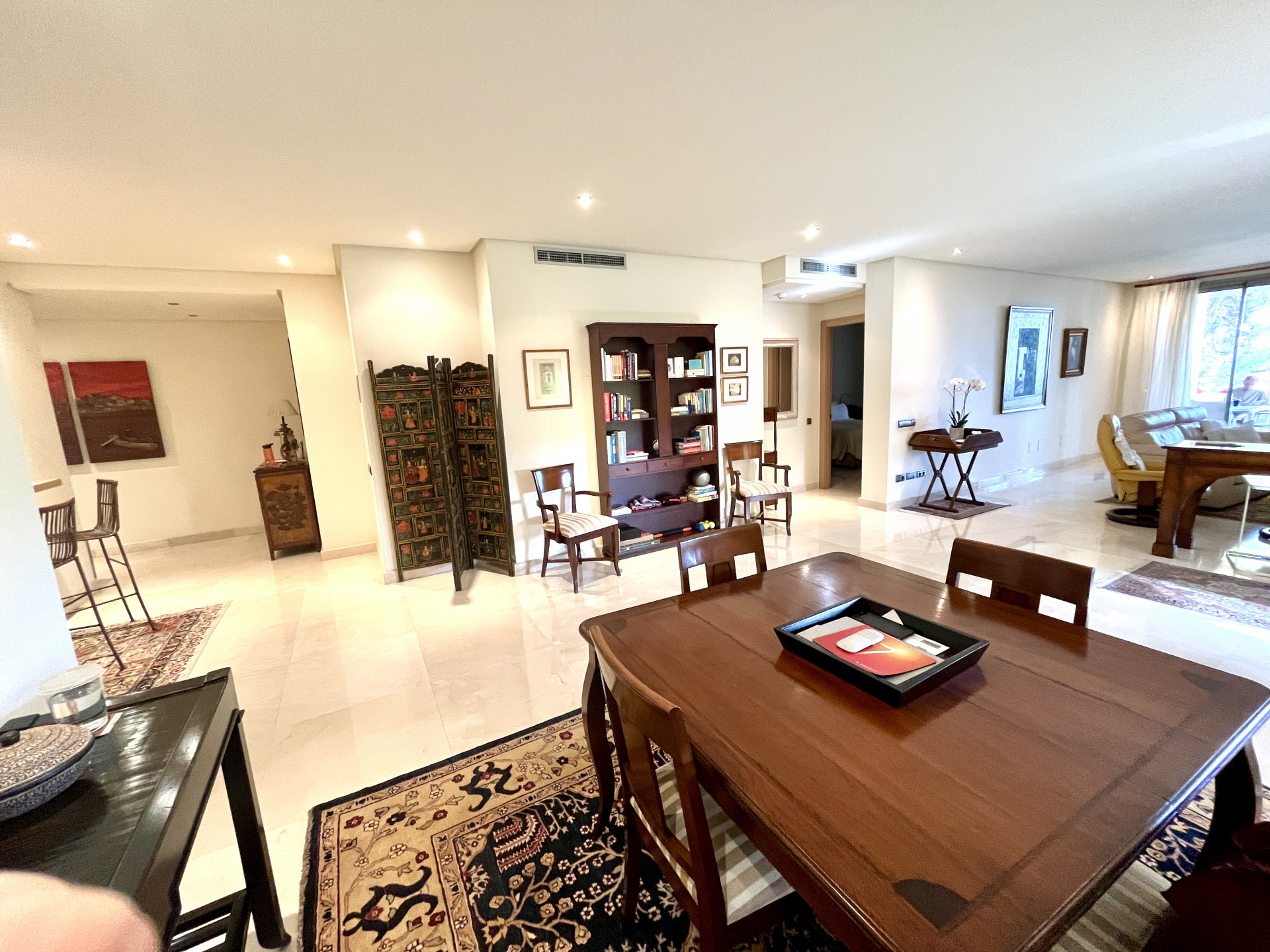 Exclusive apartment in Mansion Club