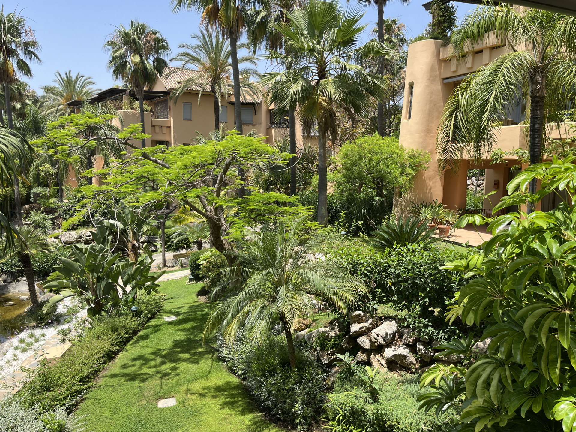Exclusive apartment in Mansion Club