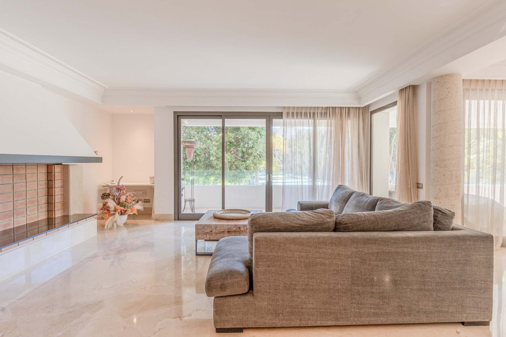 Impresionante apartamento en la prestigiosa urbanización Los Monteros Park