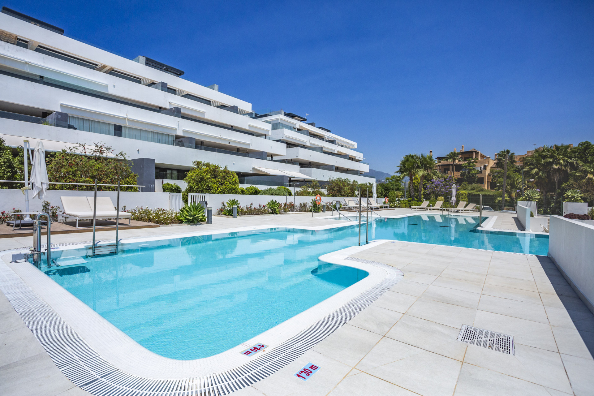 Luxury apartment in Campanario Hills (New Golden Mile)