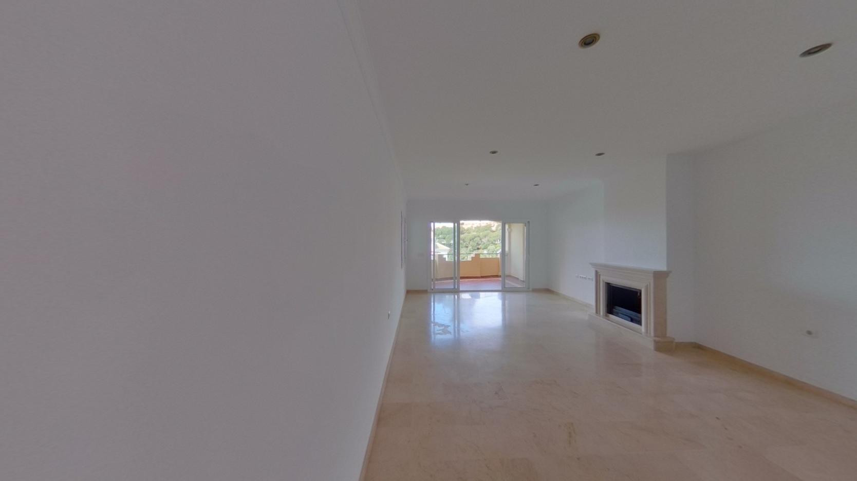 Apartment for sale in Marbella East, Costa del Sol