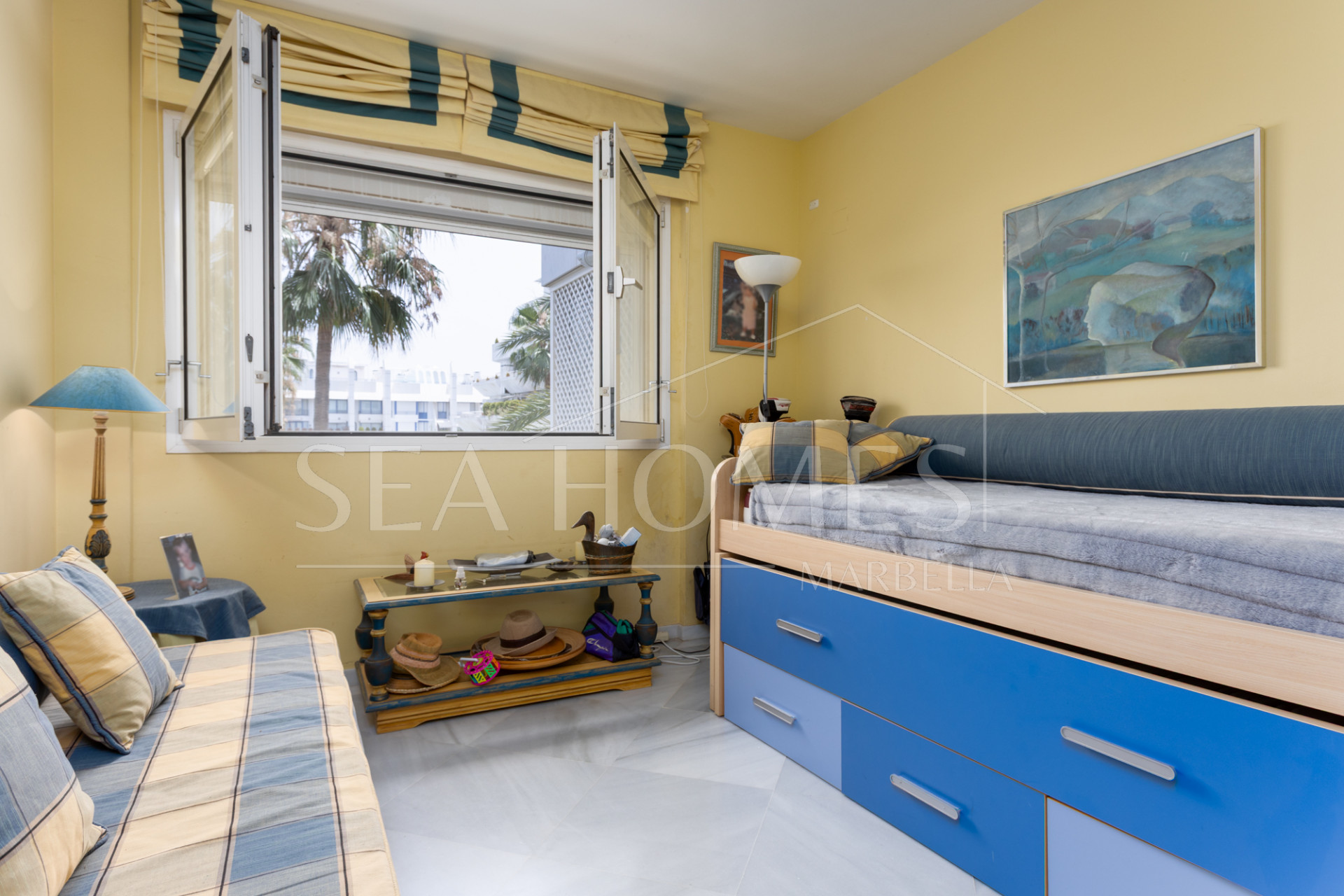 Exclusive Apartment for Sale in the Prestigious Don Gonzalo Complex, Marbella