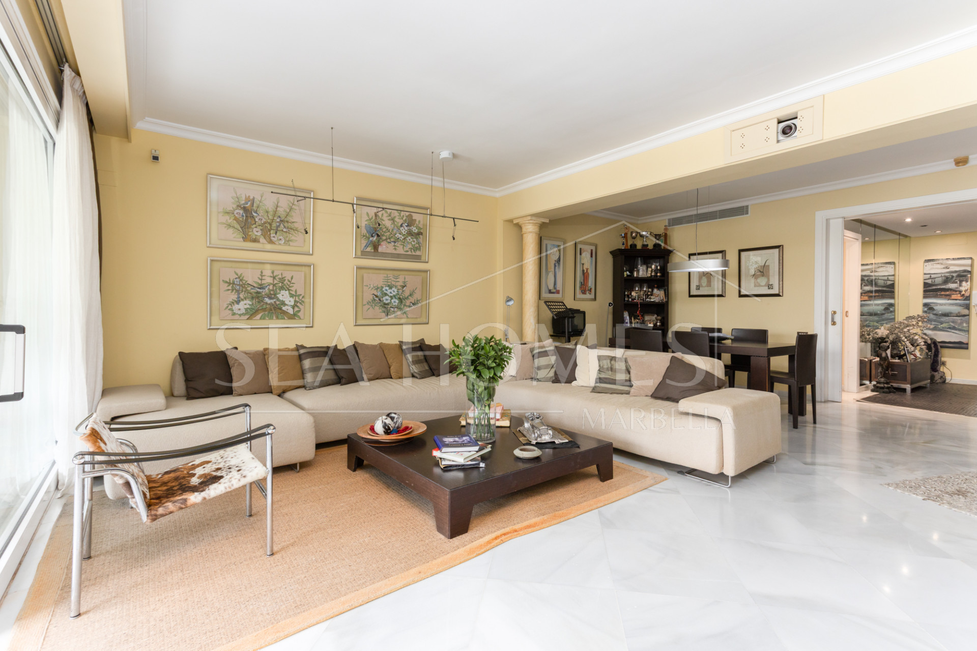 Exclusive Apartment for Sale in the Prestigious Don Gonzalo Complex, Marbella