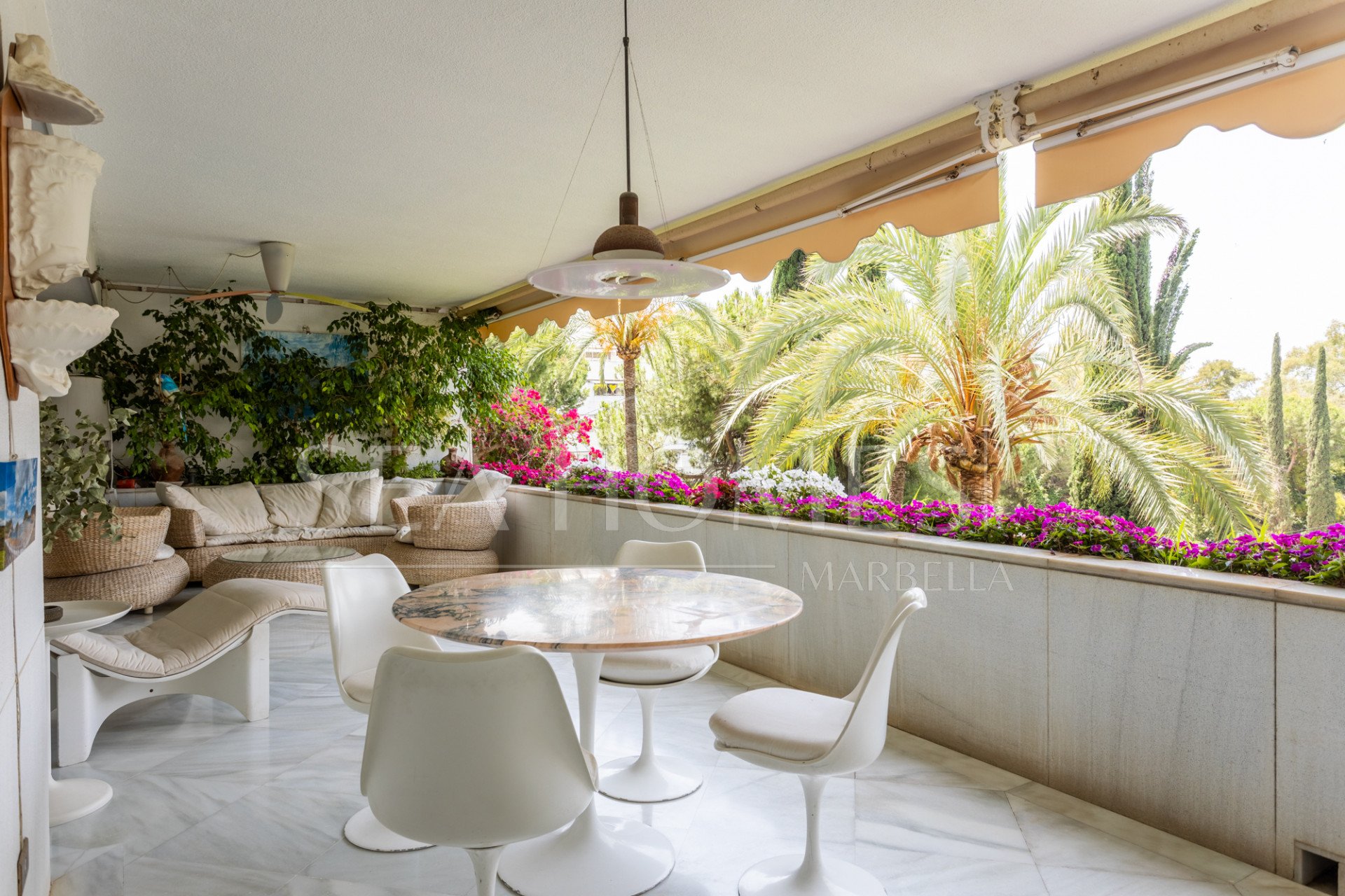 Exclusive Apartment for Sale in the Prestigious Don Gonzalo Complex, Marbella