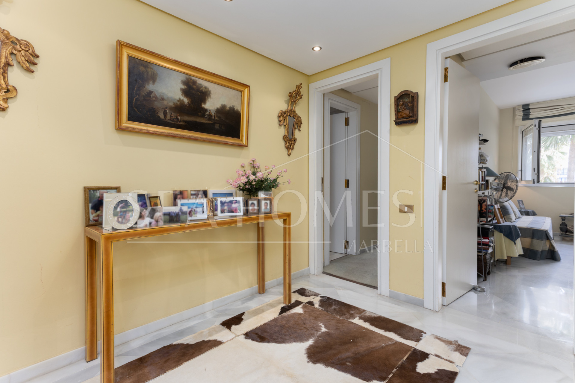 Exclusive Apartment for Sale in the Prestigious Don Gonzalo Complex, Marbella