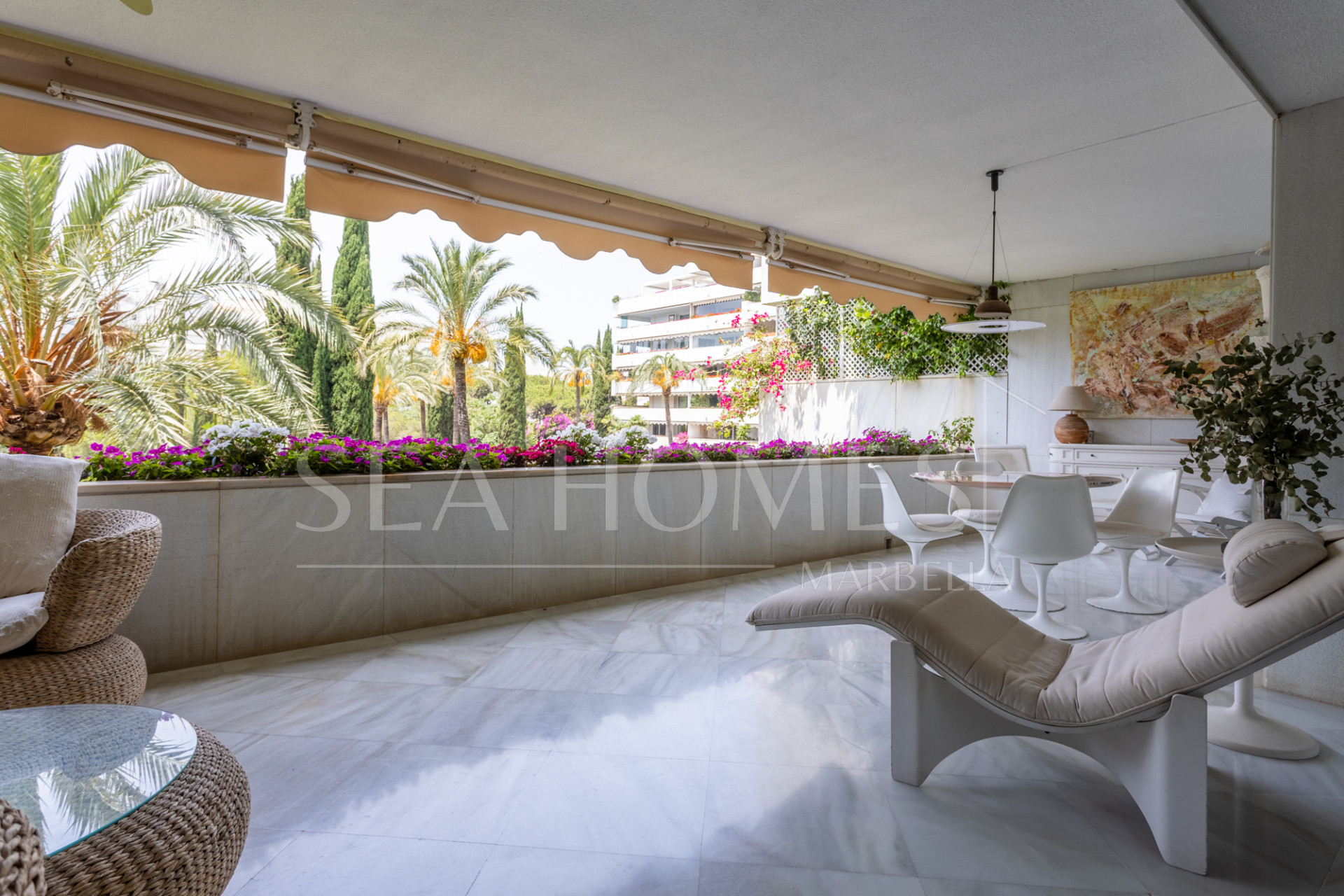 Exclusive Apartment for Sale in the Prestigious Don Gonzalo Complex, Marbella