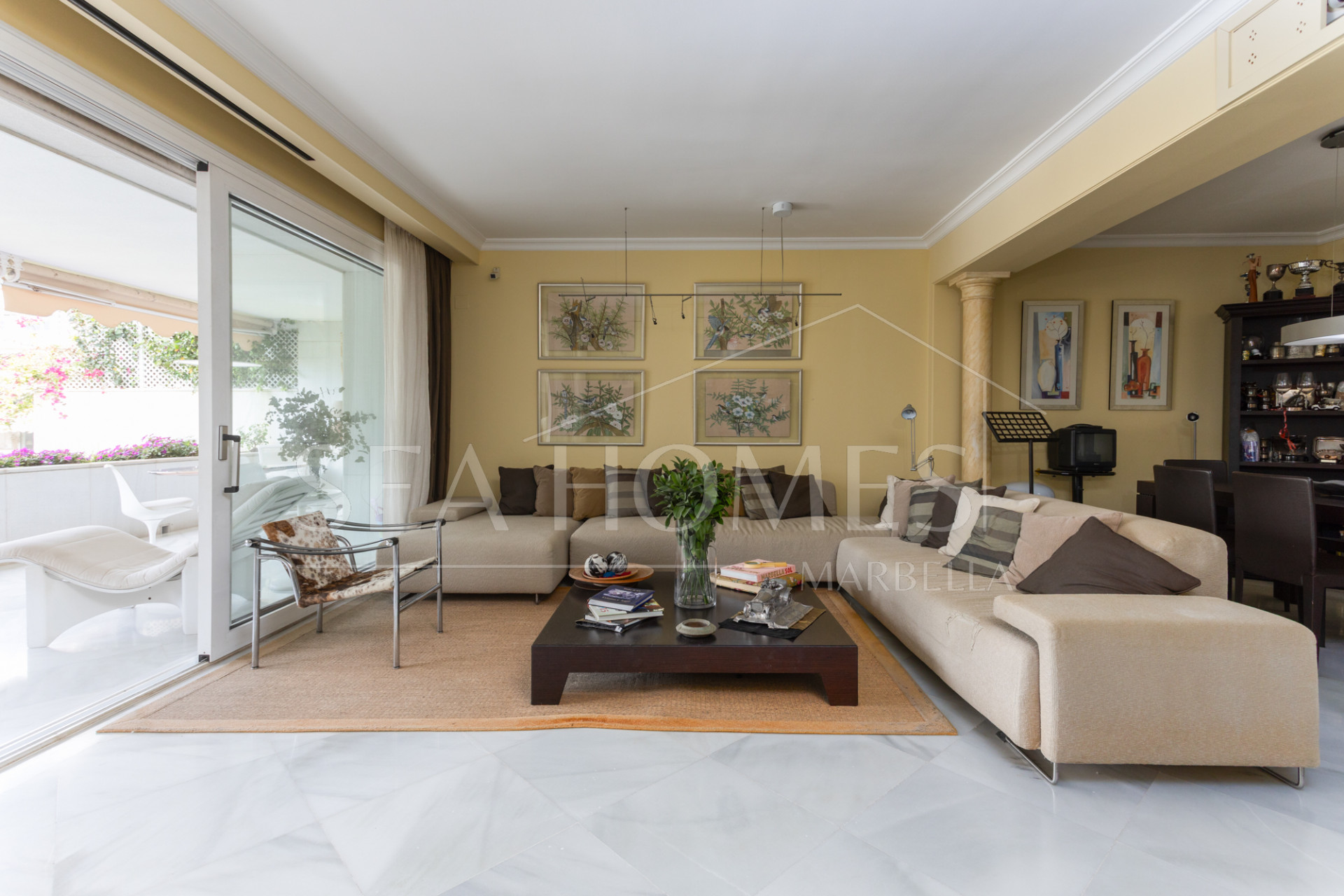 Exclusive Apartment for Sale in the Prestigious Don Gonzalo Complex, Marbella