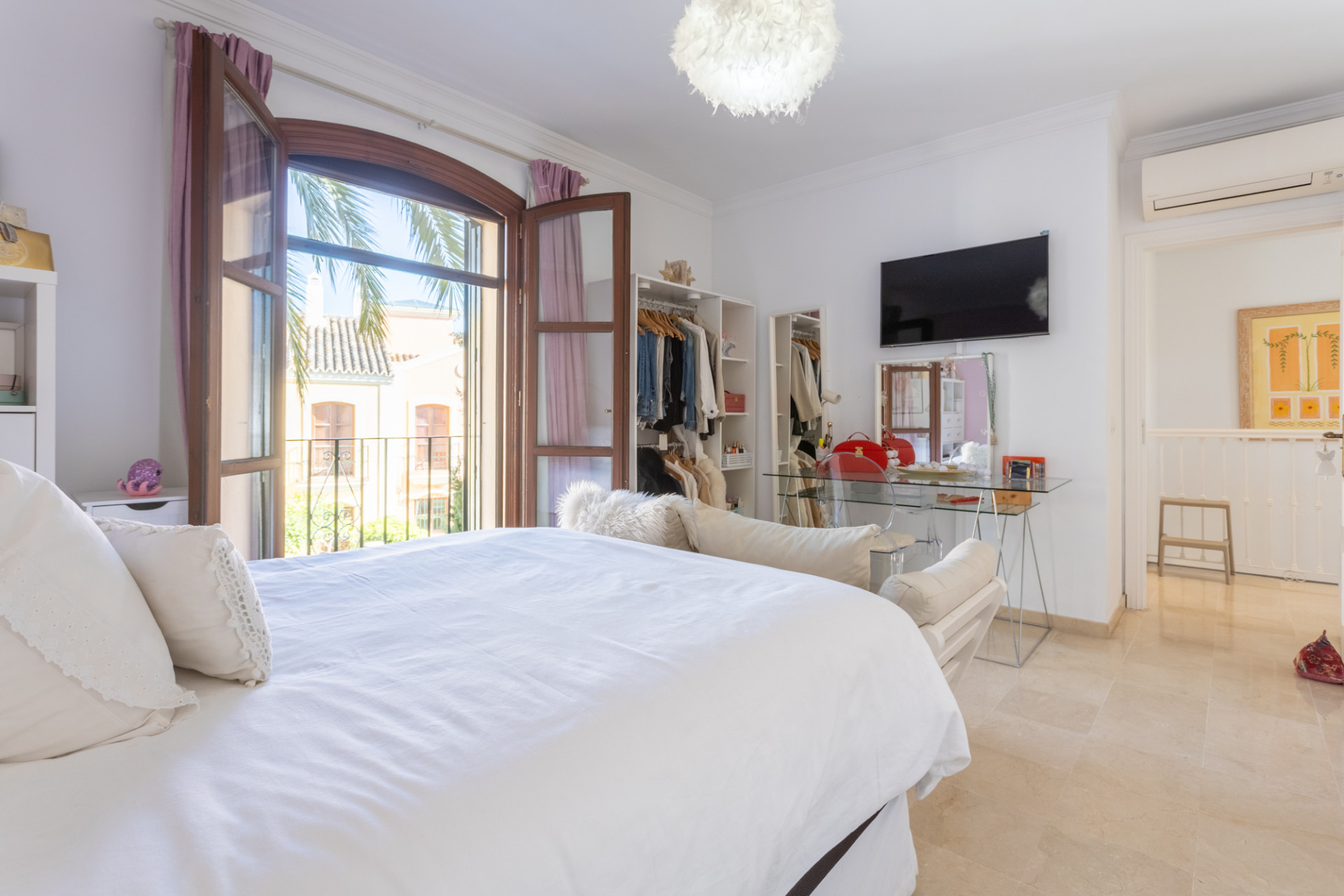 Image 28: Detached Villa For sale, San Pedro de Alcántara, €2,100,000 [HFMs686360]