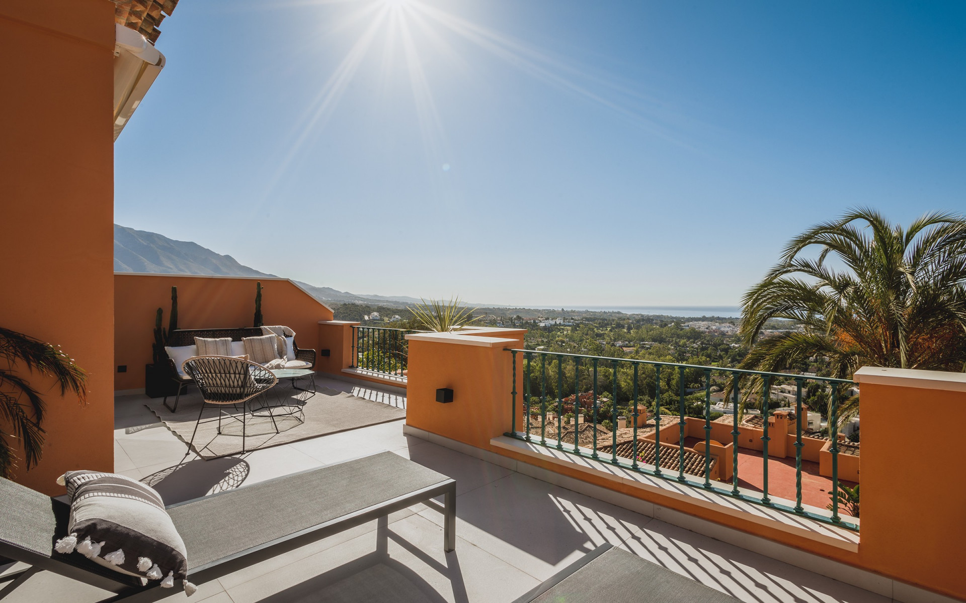 Spectacular duplex penthouse with incredible views to the Golf Valley and the Mediterranean Sea.