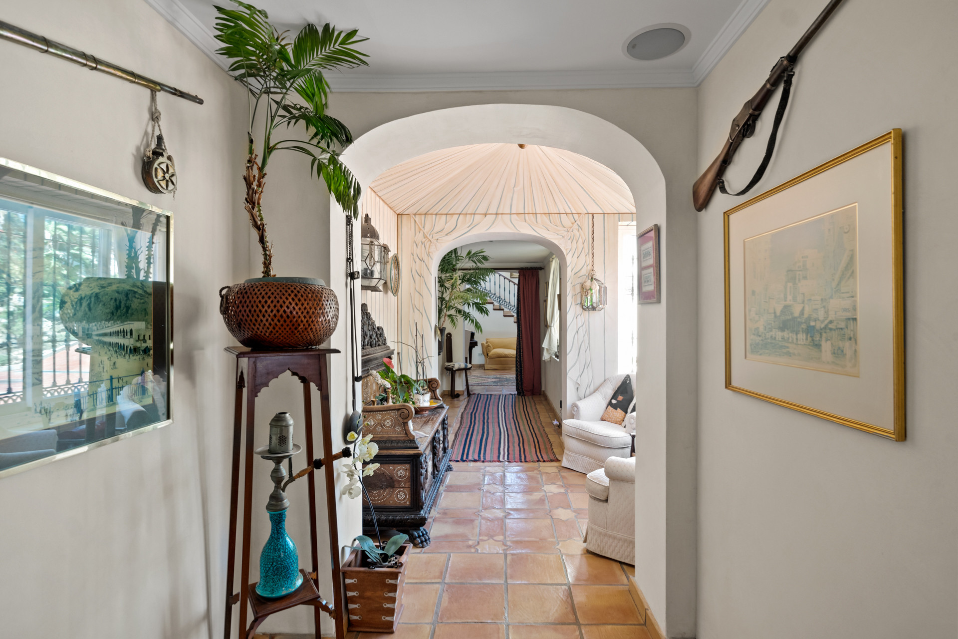 Traditional villa situated within the Marbella Club Golf Resort, Benahavís.