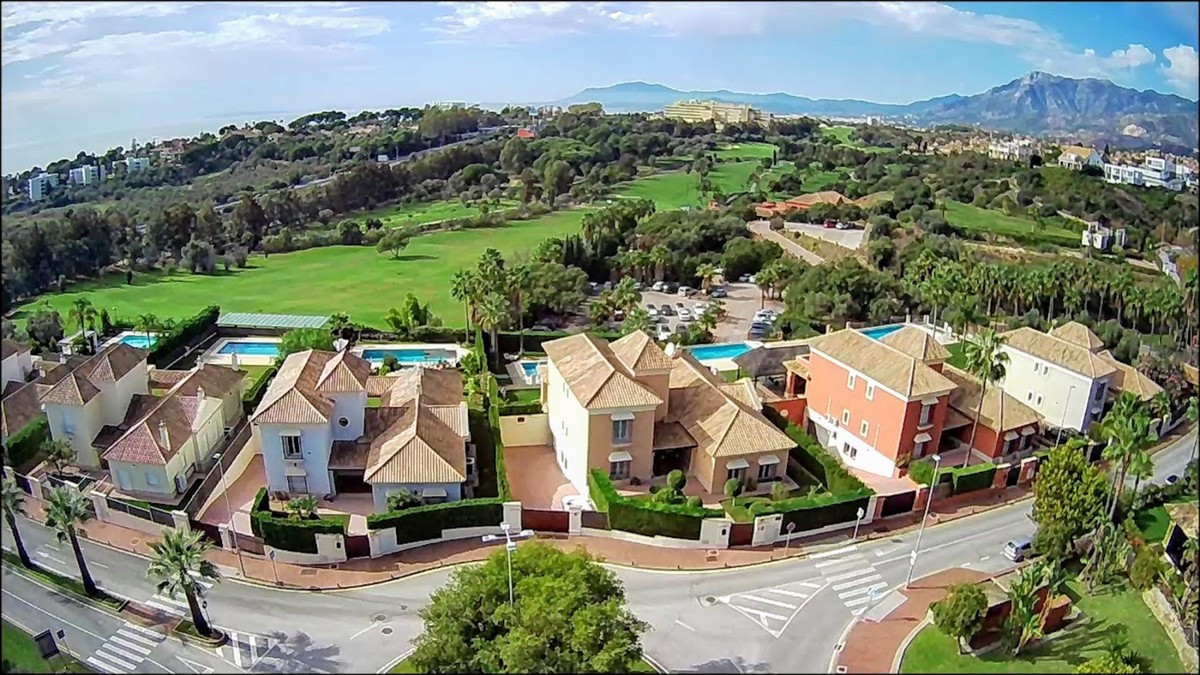 Villa en venta en Marbella Este, Costa del Sol