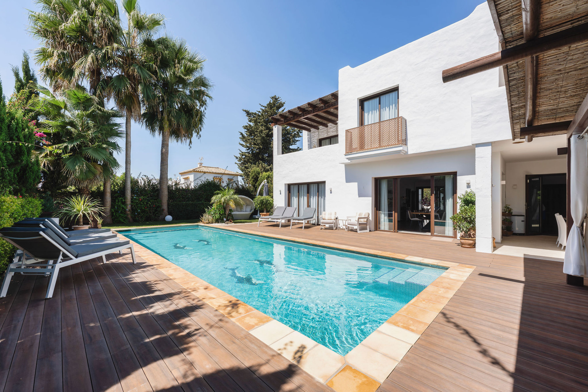 Welcome to this charming beachside villa with private pool in San Pedro!