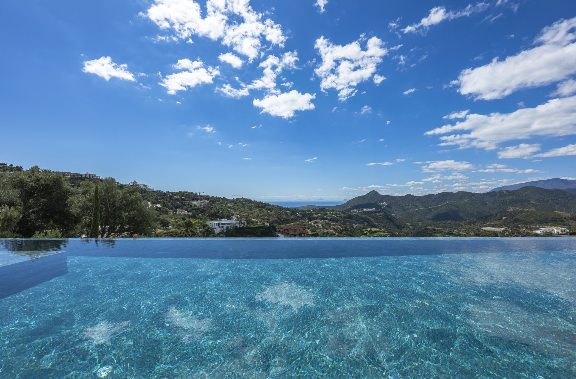 Fabulosa nueva villa de última generación en La Zagaleta
