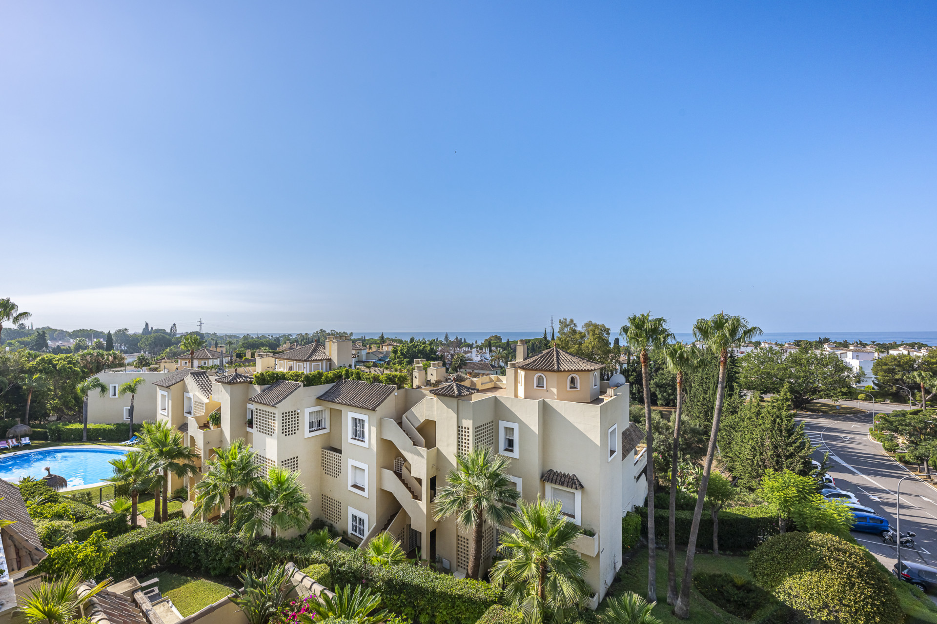 2 Bedroom Duplex Penthouse for sale in Nagüeles | Henger Real Estate