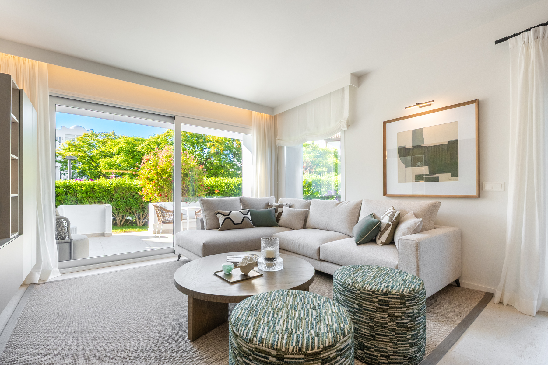 4 Bedroom Apartment for sale Alhambra del Mar | Henger Real Estate