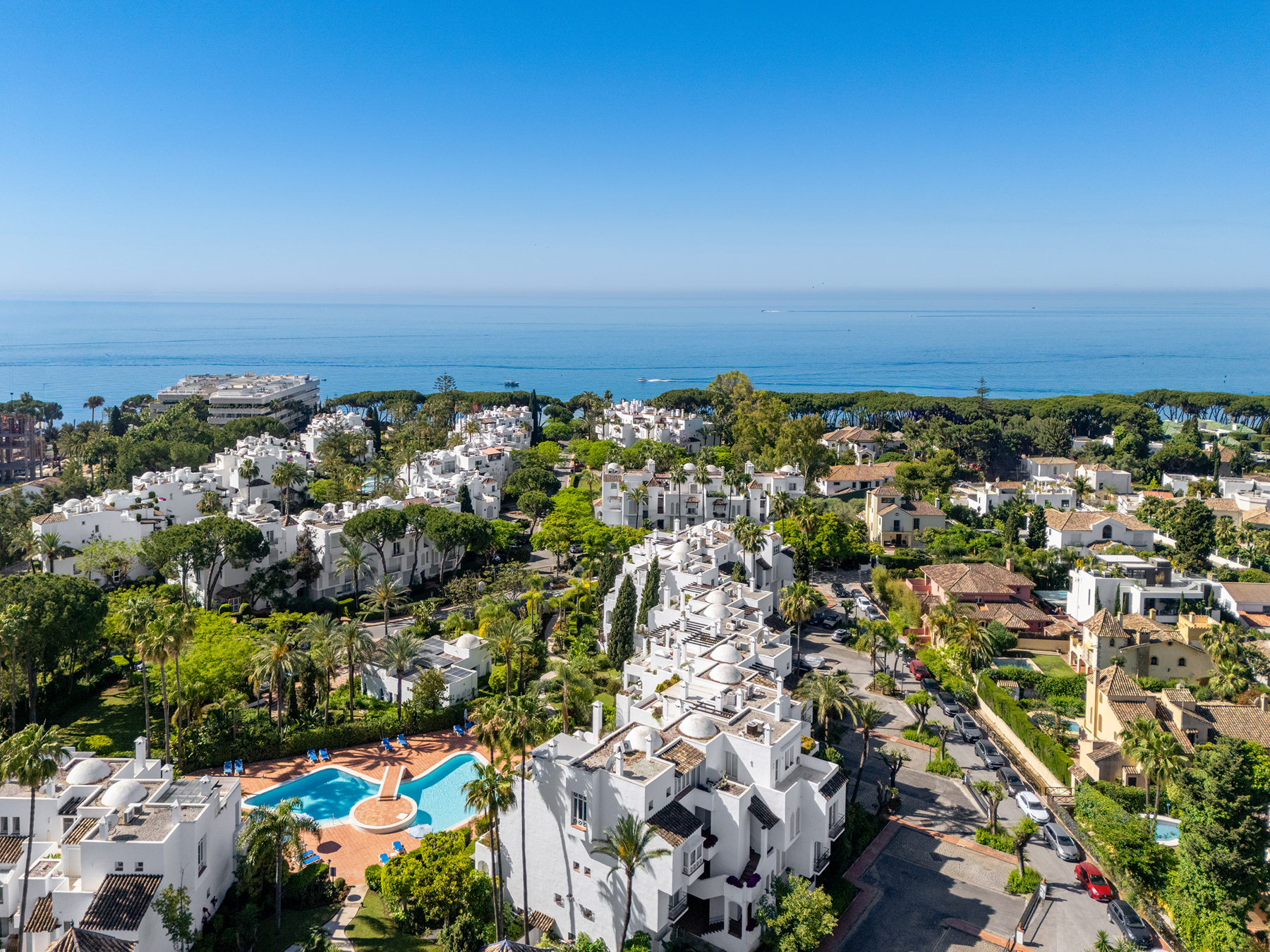 4 Bedroom Apartment for sale in Alhambra del Mar | Henger Real Estate