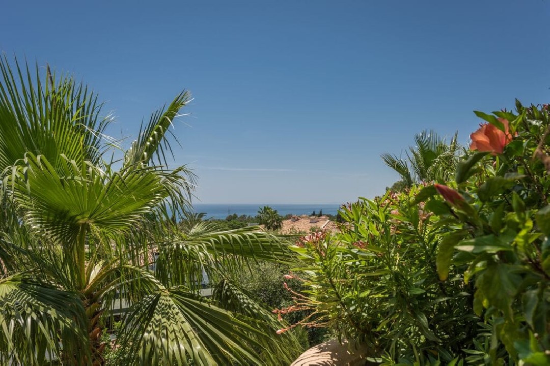 2 Bedroom Penthouse for sale Mansion Club | Henger Real Estate