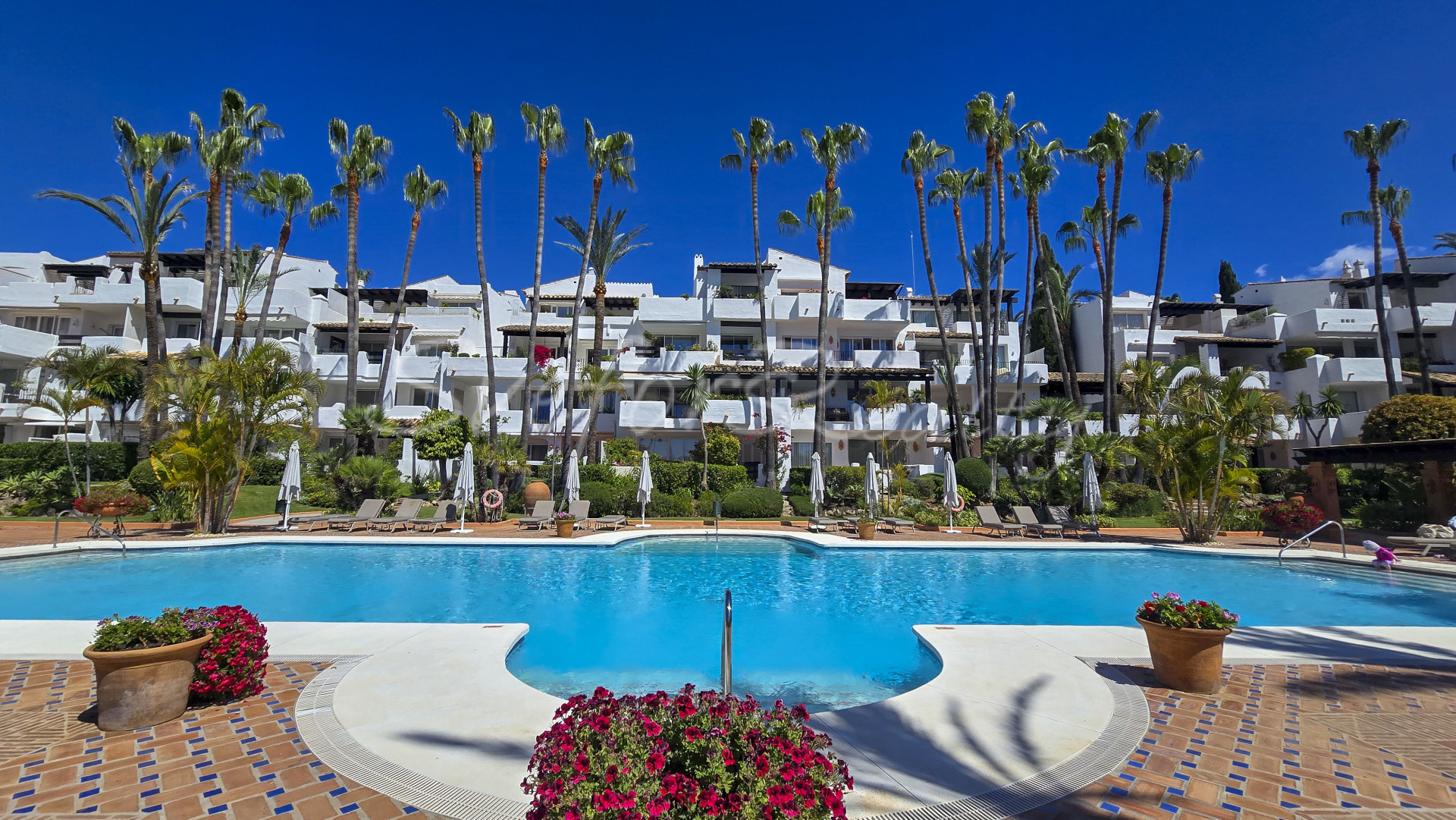 Penthouse for sale in Marbella Golden Mile, Costa del Sol