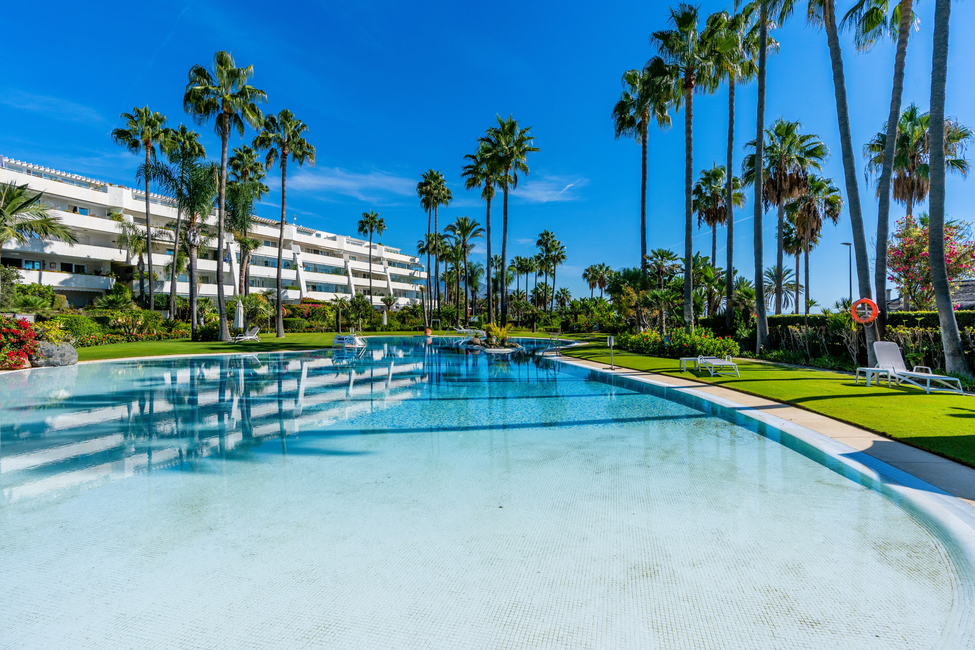 Penthouse for sale in Marbella - Puerto Banus, Costa del Sol