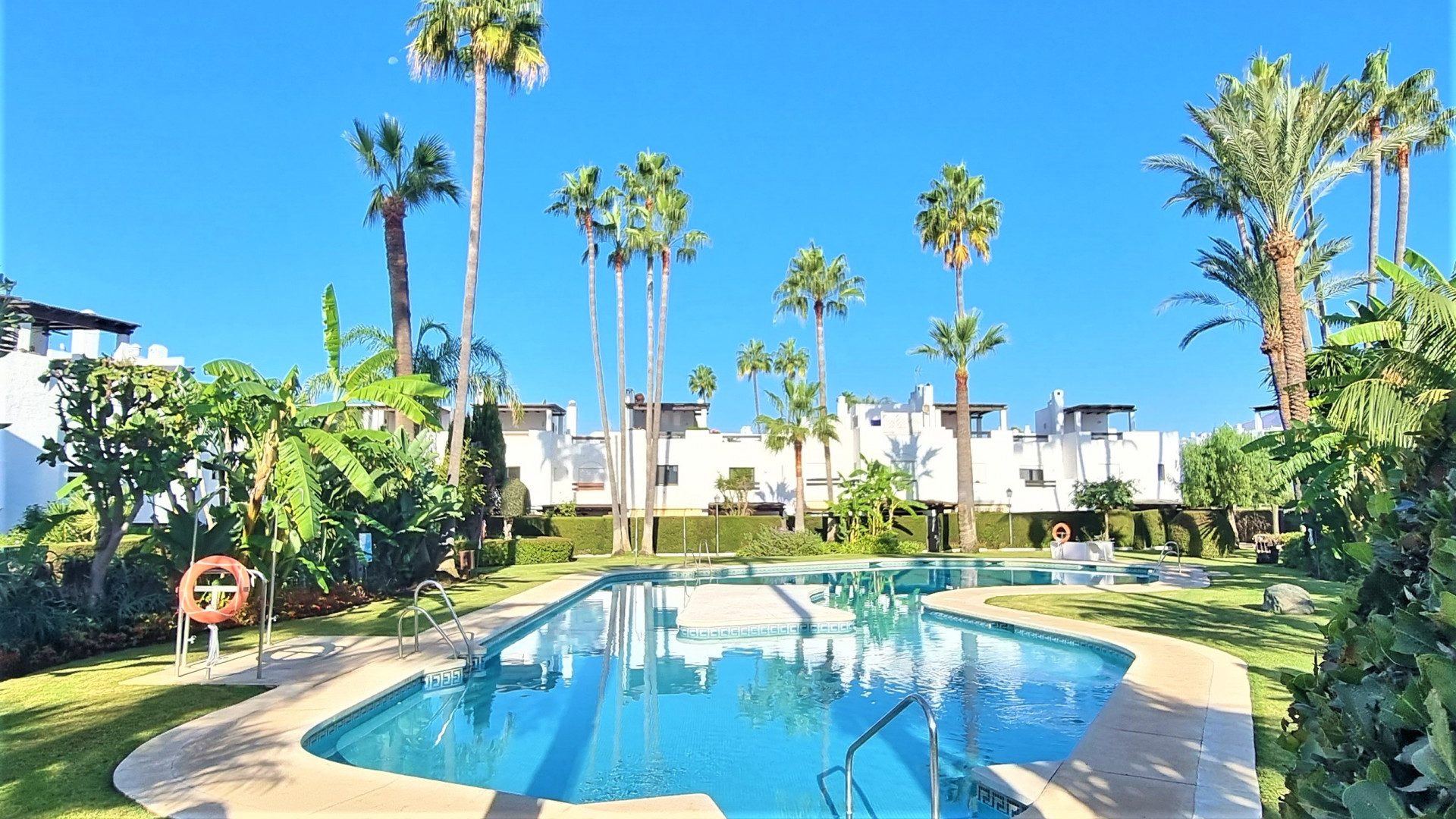 Townhouse for sale in San Pedro de Alcántara, Costa del Sol
