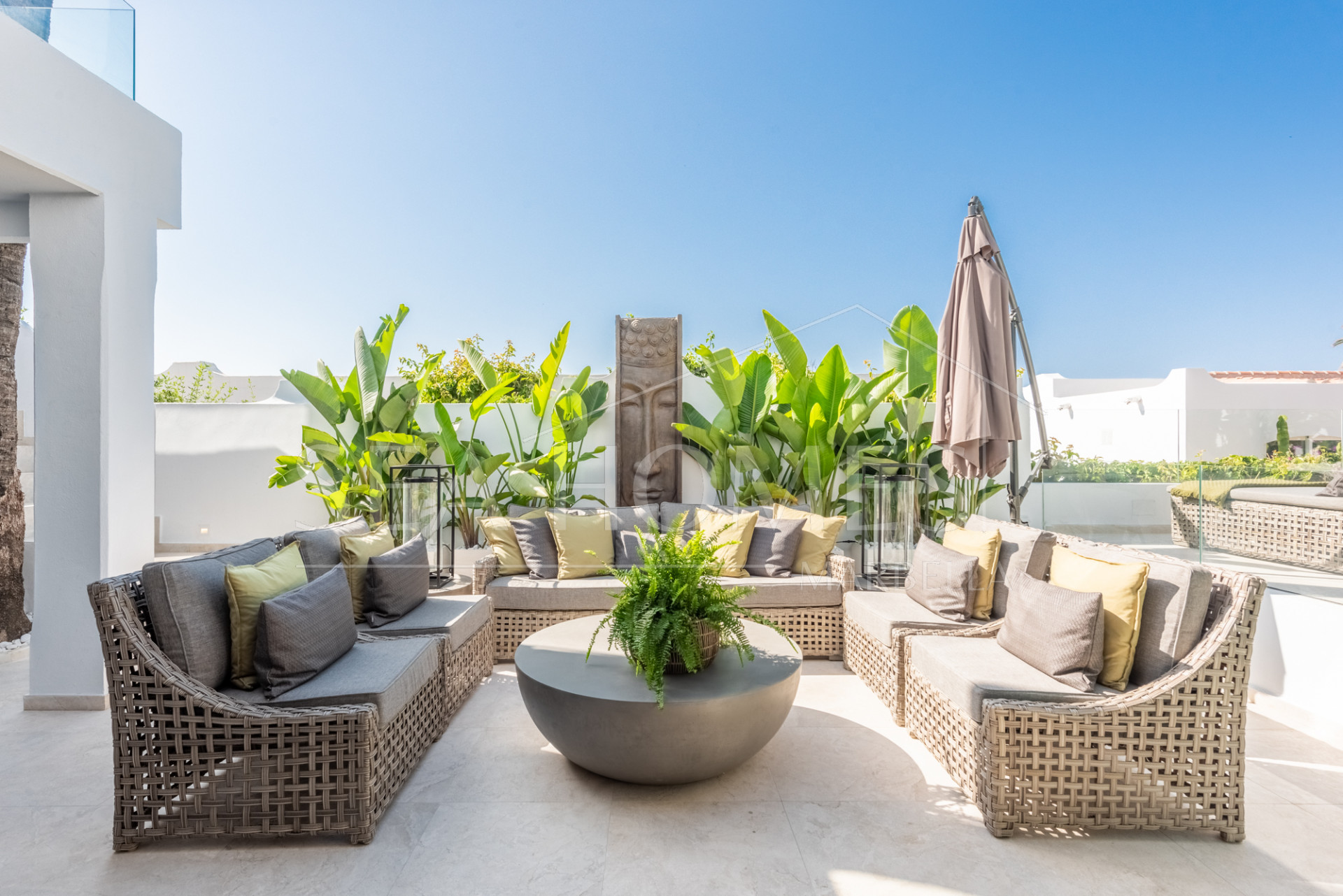 Scandi-style design bungalow in the beachfront Oasis Club on Marbella's Golden Mile.