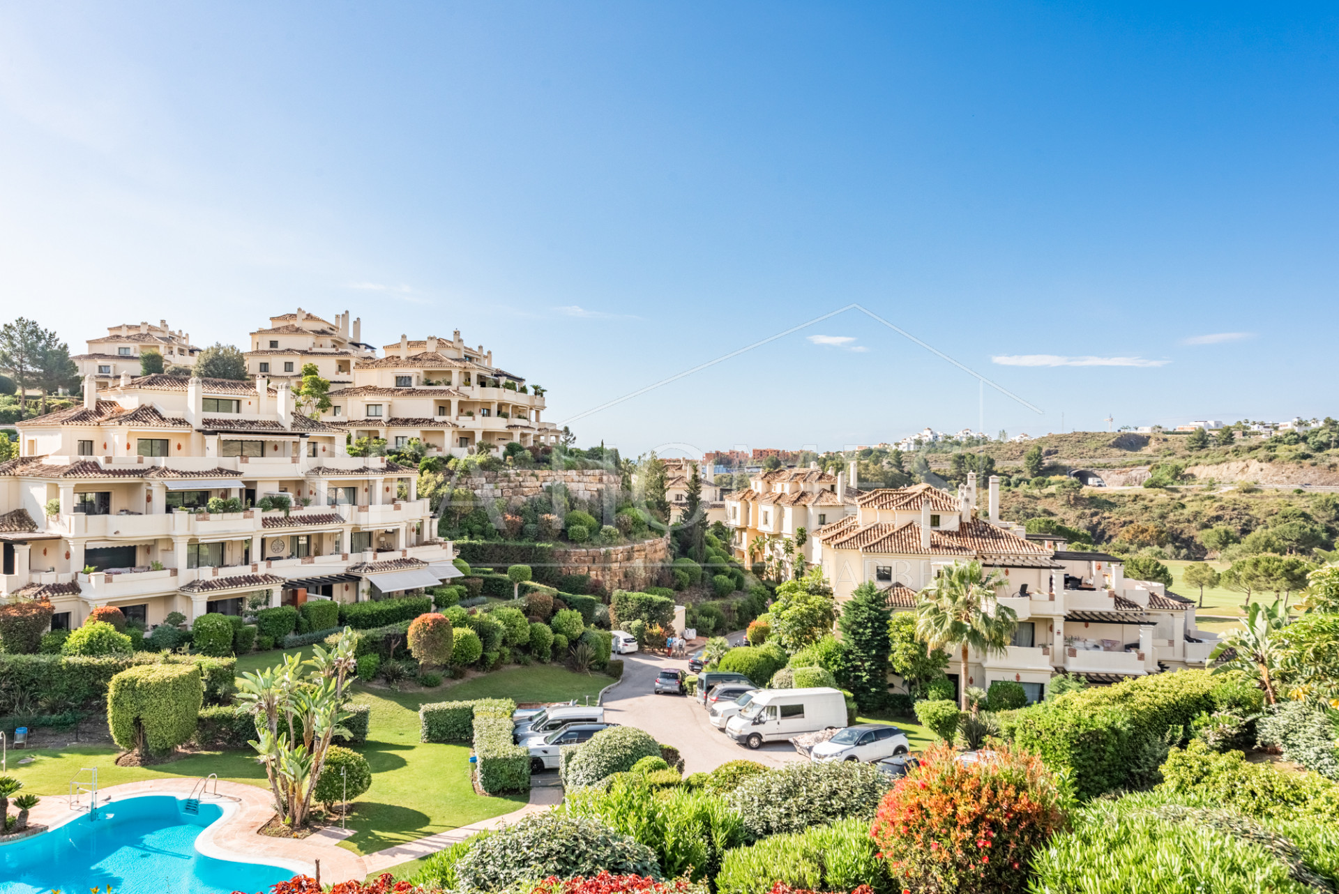 Beautiful Apartment in Capanes del Golf – A Lifestyle of Comfort and Prestige