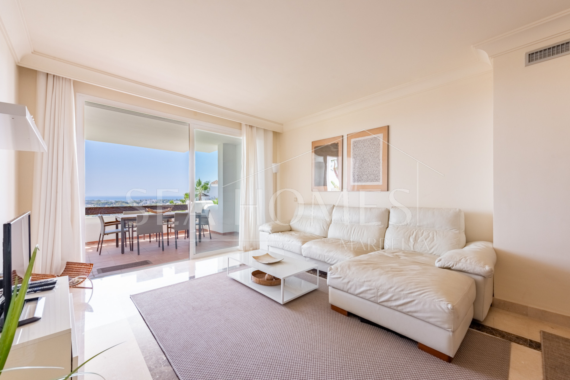 Panoramic Sea View Apartment in a Prime Elevated Position!