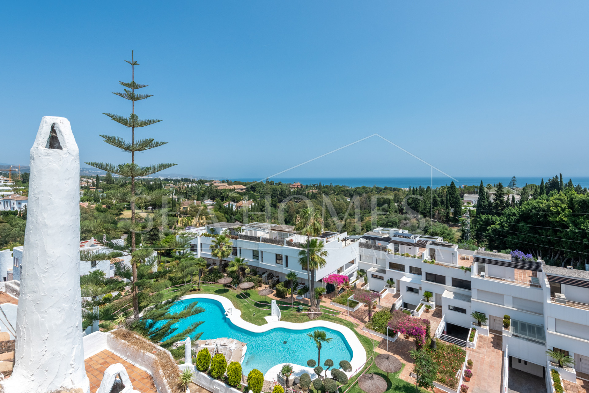 Elegant Penthouse with Breathtaking Views in Coto Real, Marbella’s Golden Mile
